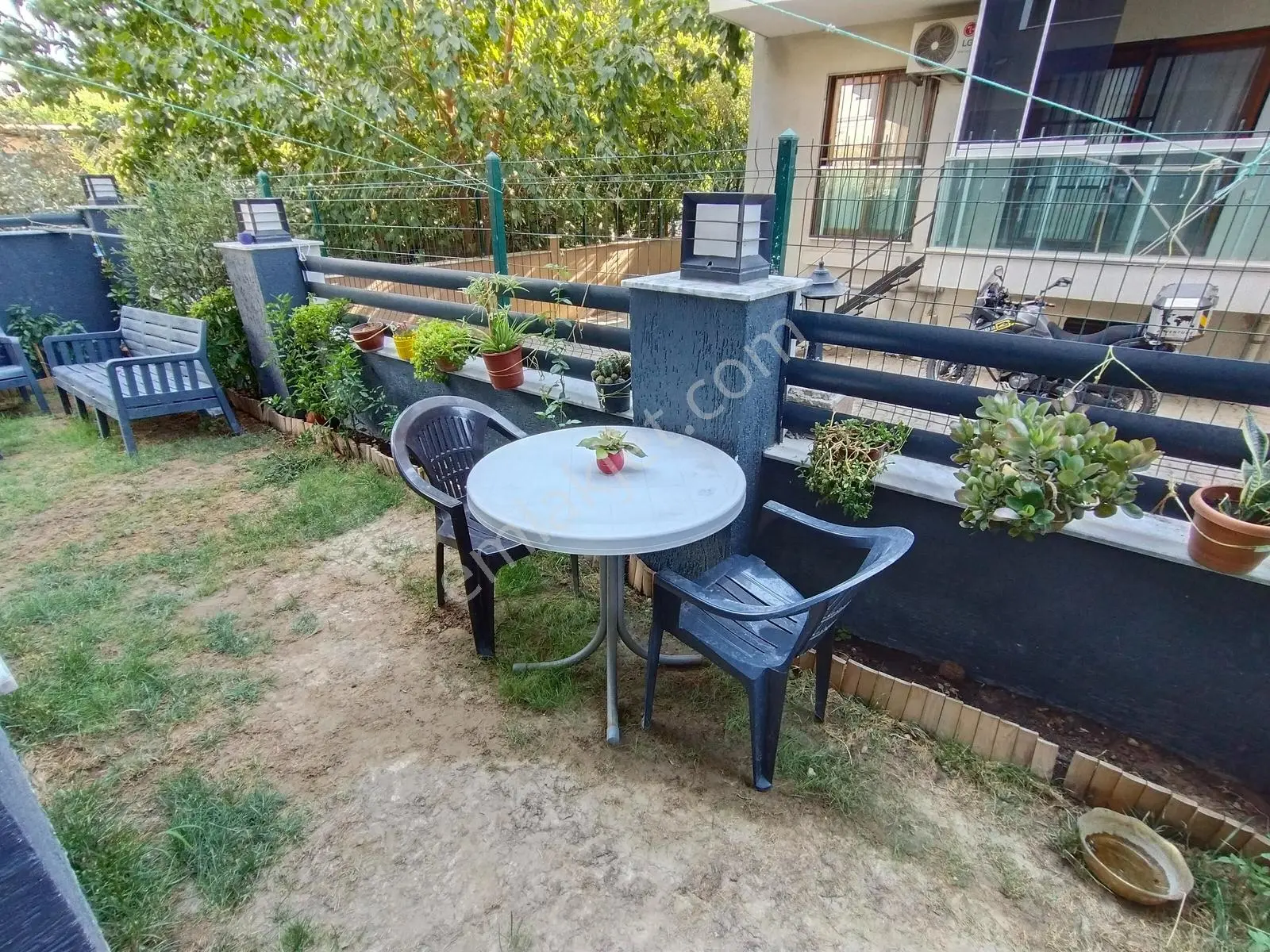 Muga'dan Seyrek Merkezde Full Eşyalı,bahçeli Satılık 1+1 Daire — fotoğraf 31