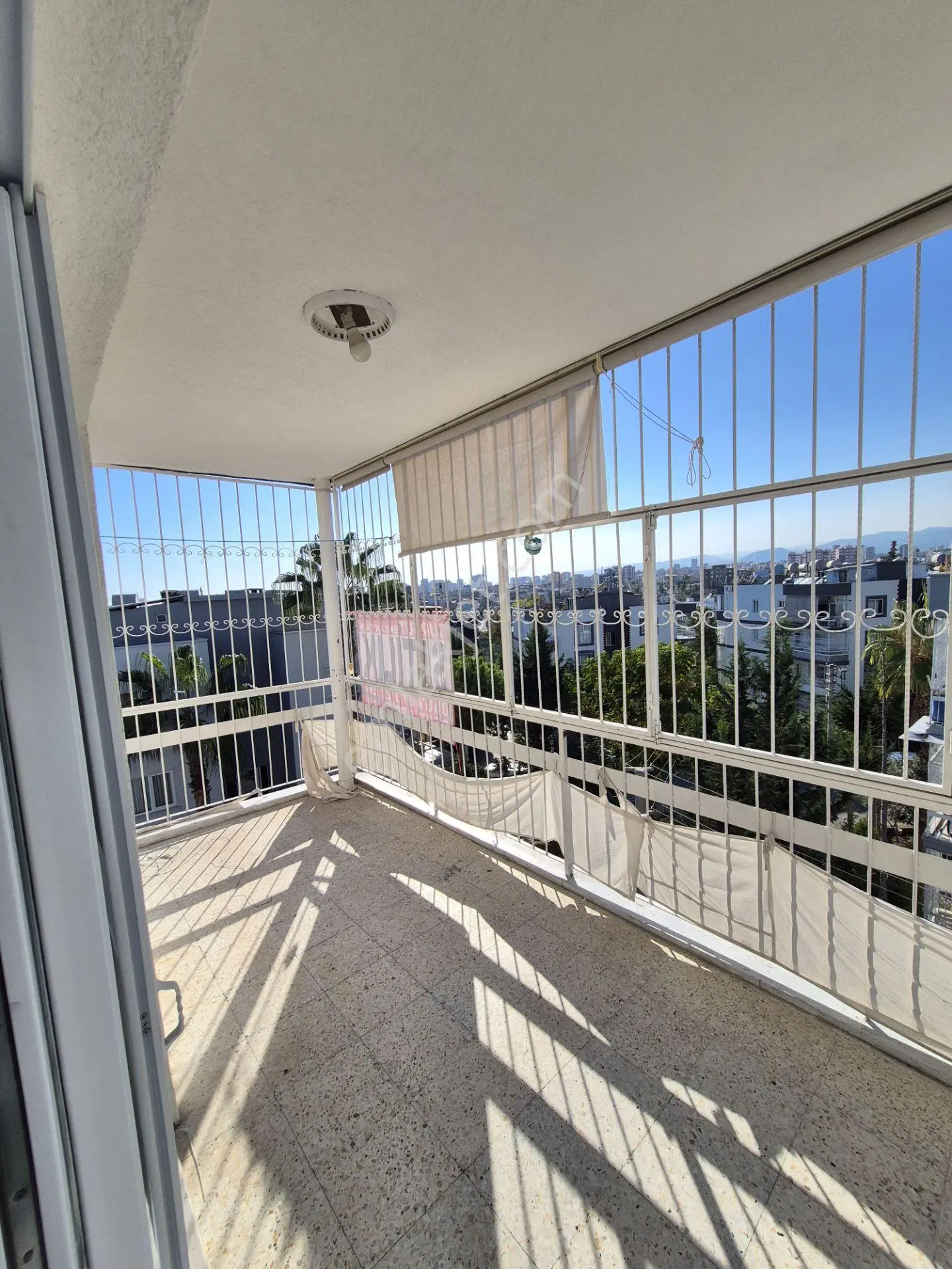 Toroslar Gimen Sitesinde Satılık 3+1 Yapılı Daire Kat 3 — fotoğraf 3