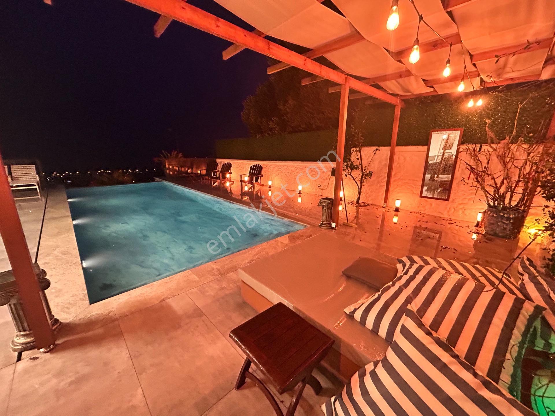 Çeşme’de Panoramik Deniz Manzaralı, Infınıty Havuzlu Lüks 6\+2 Müstakil Villa — fotoğraf 34