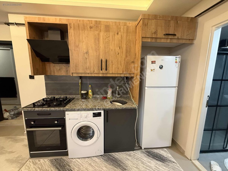 Genç Gayrimenkul Den Üniversite Civarı 1+1 Stüdyo Daire — fotoğraf 3