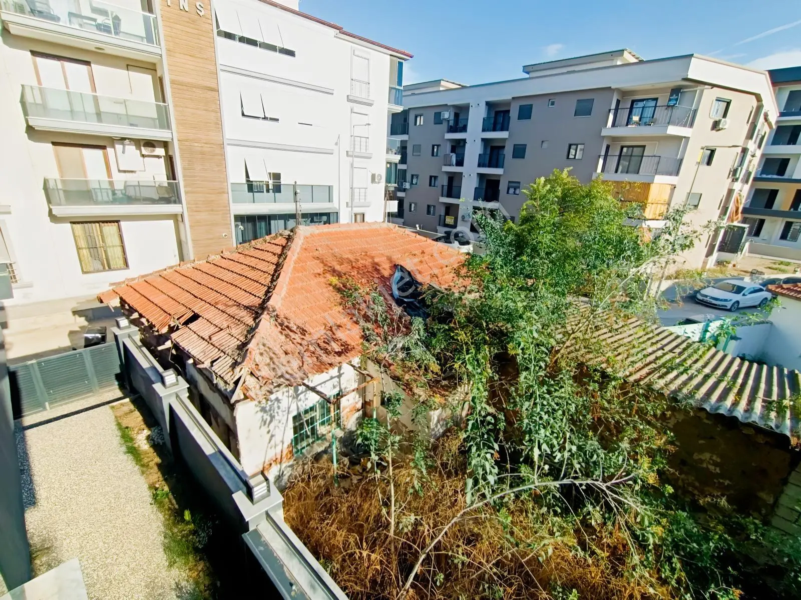 Muga'dan Seyrek Merkezde Full Eşyalı,balkonlu Satılık 1+1 Daire — fotoğraf 16