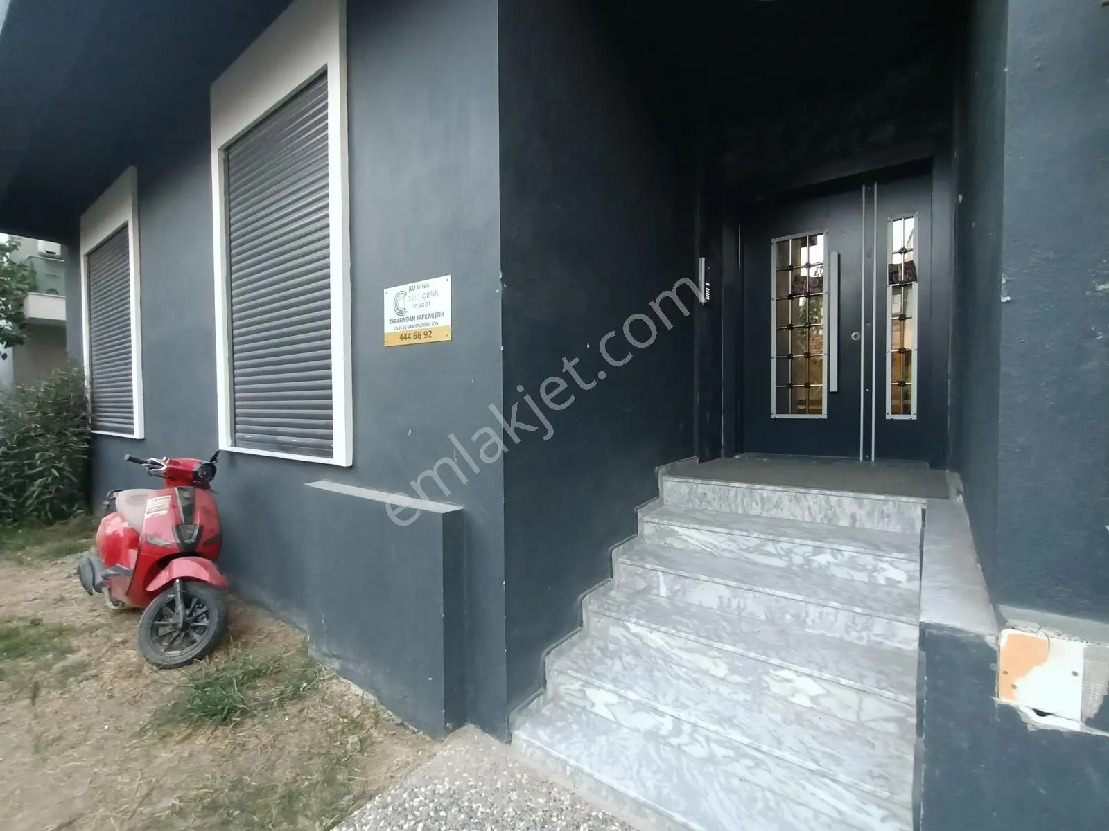 Muga'dan Seyrek Merkezde Full Eşyalı,balkonlu Satılık 1+1 Daire — fotoğraf 26