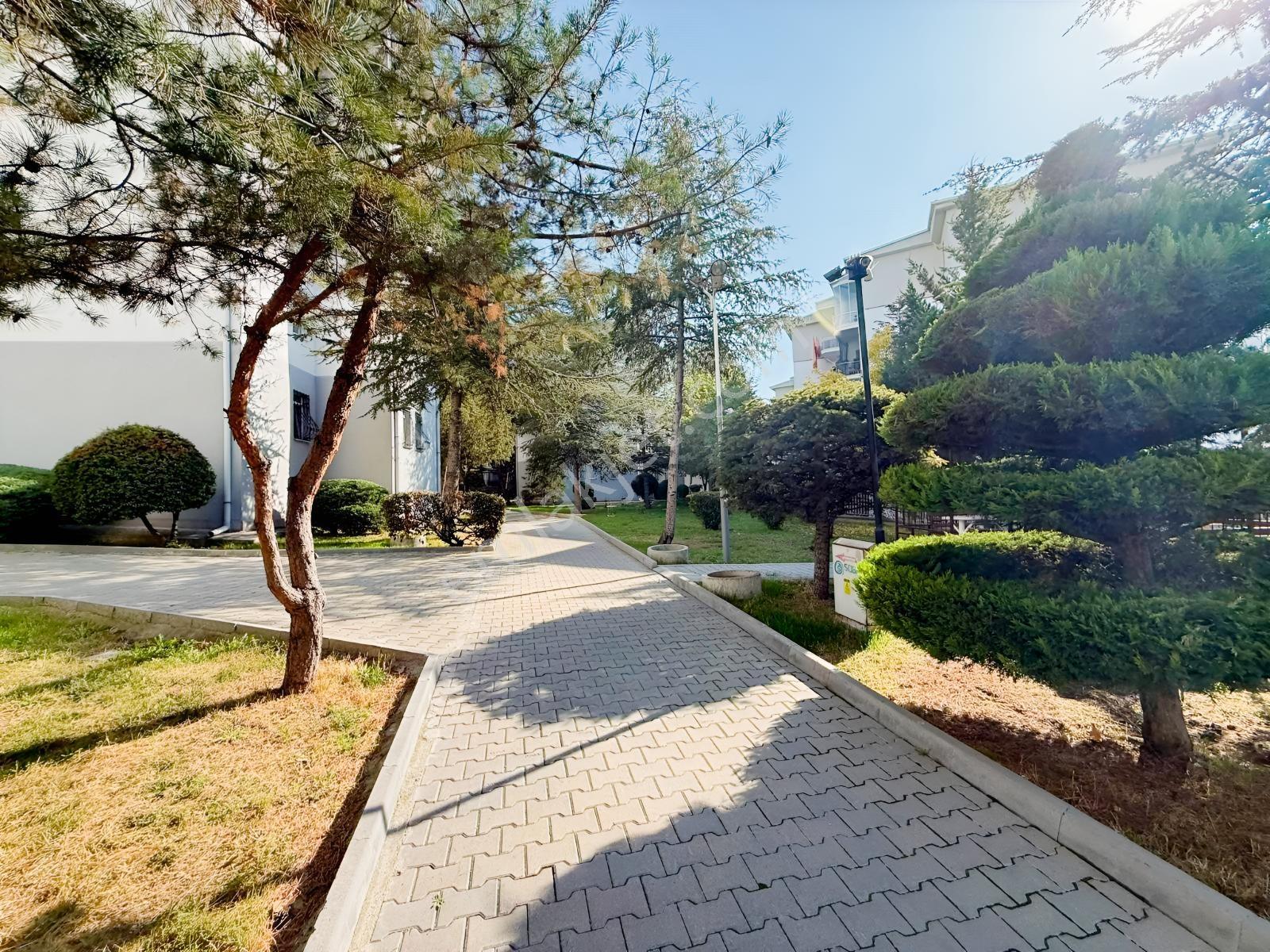 Kentkoop Mahallesinde Mantolamalı Satılık 3+1 Daire — fotoğraf 9