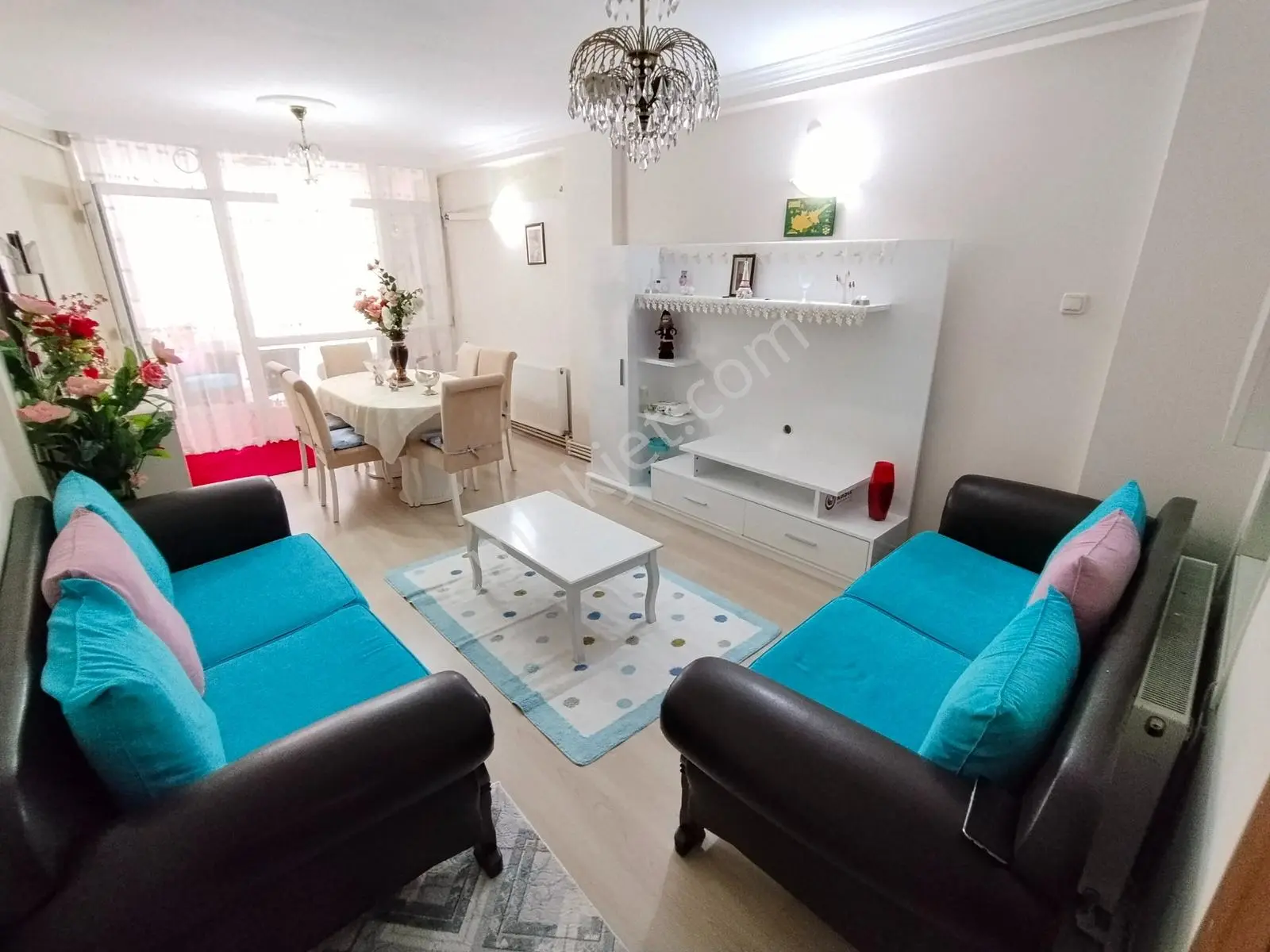 Muga'Dan Karşıyaka Karakol Sk,Asansörlü,Teraslı,Arakat 3+1 Daire