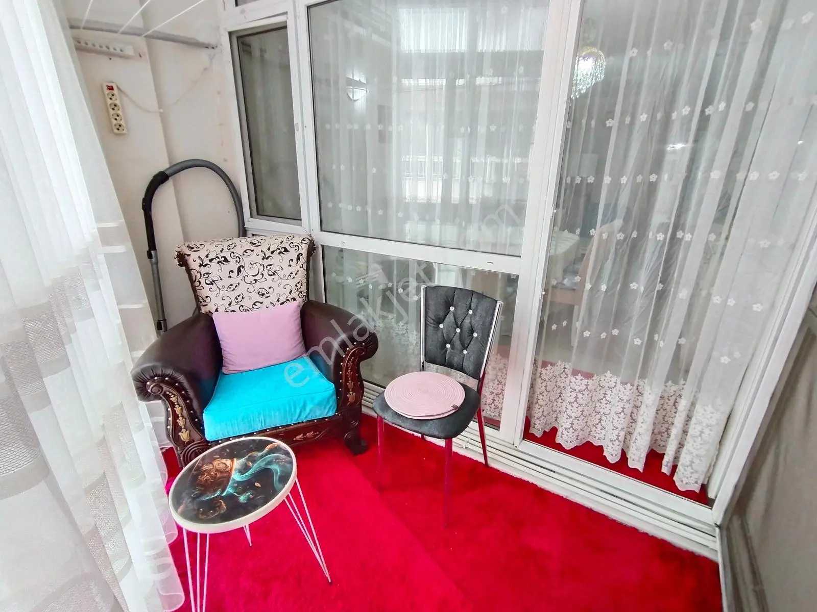 Muga'dan Karşıyaka Karakol Sk,asansörlü,teraslı,arakat 3+1 Daire — fotoğraf 6