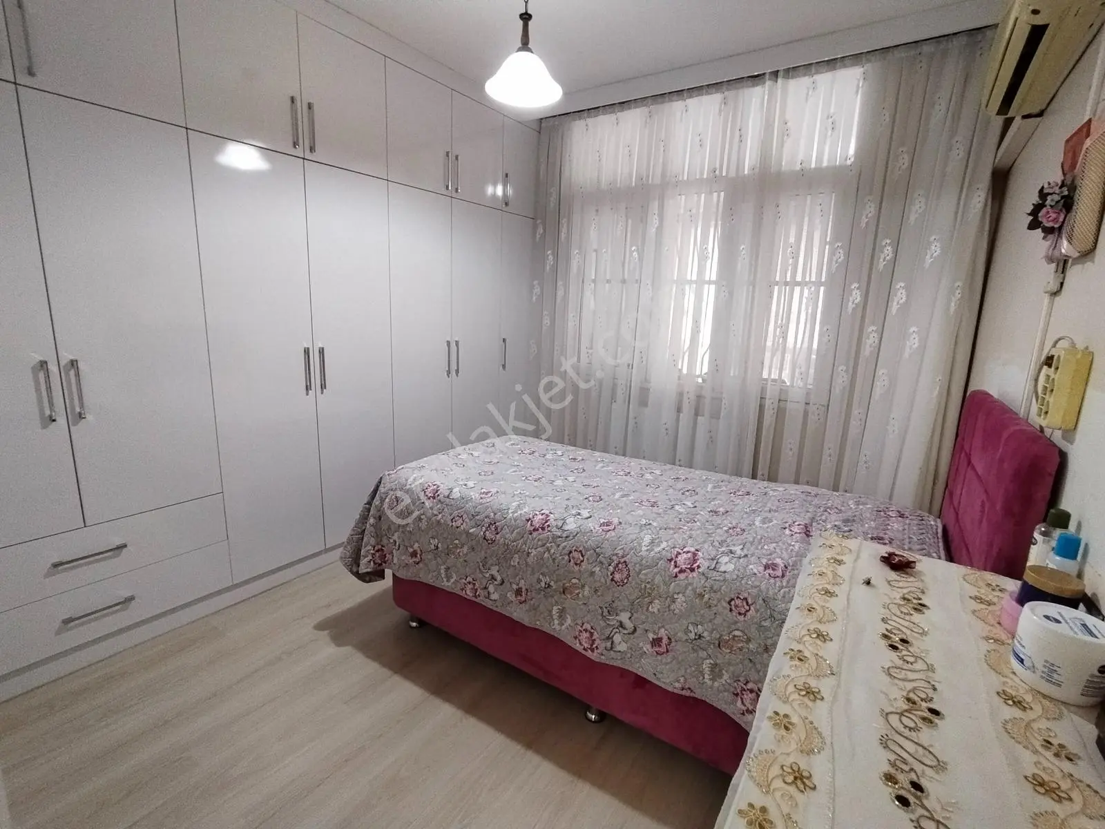 Muga'dan Karşıyaka Karakol Sk,asansörlü,teraslı,arakat 3+1 Daire — fotoğraf 23
