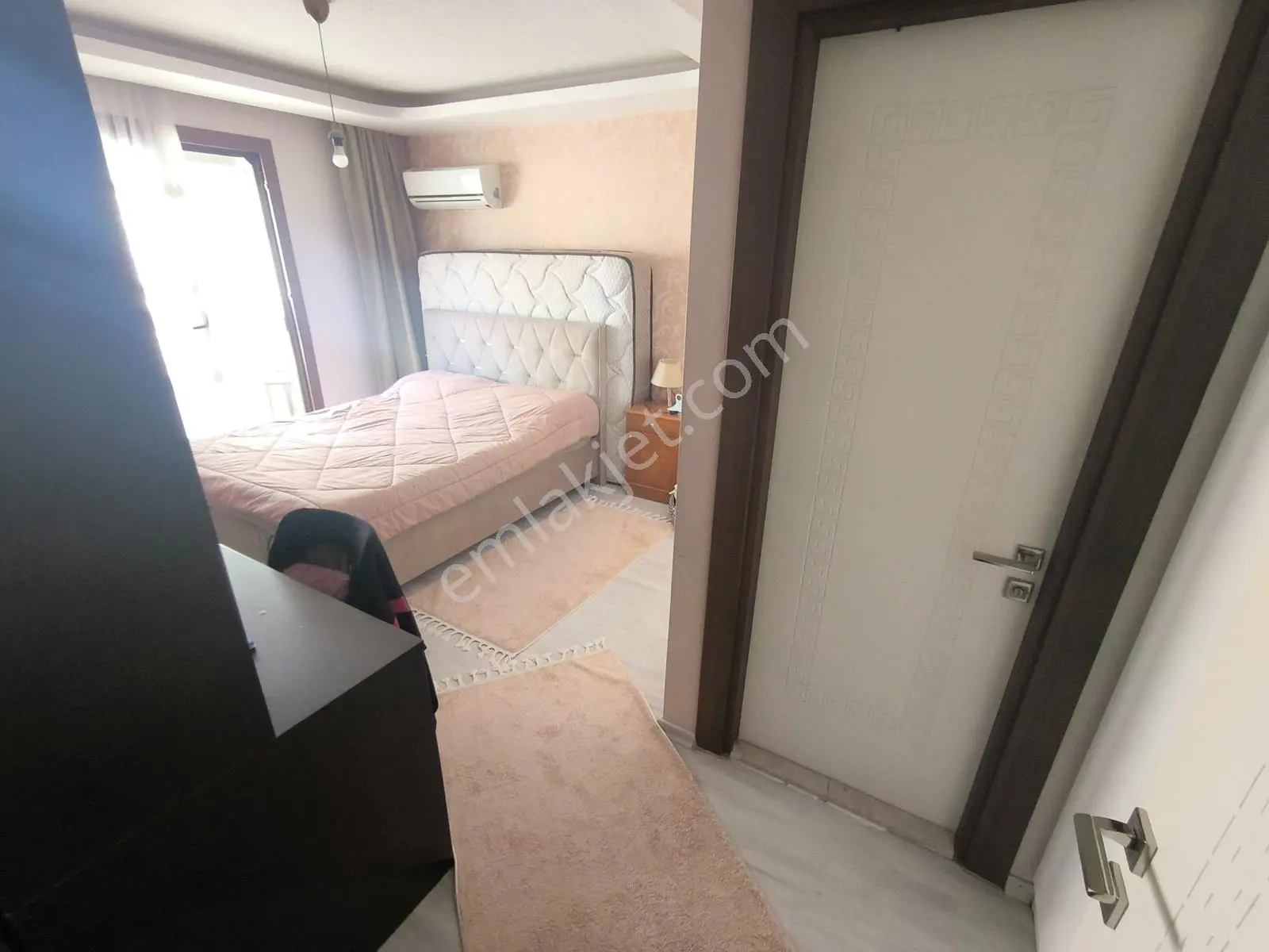 Muga'dan Gencerler Havuzlu Sitede,ebeveyn Banyolu Satılık 3+1 — fotoğraf 19
