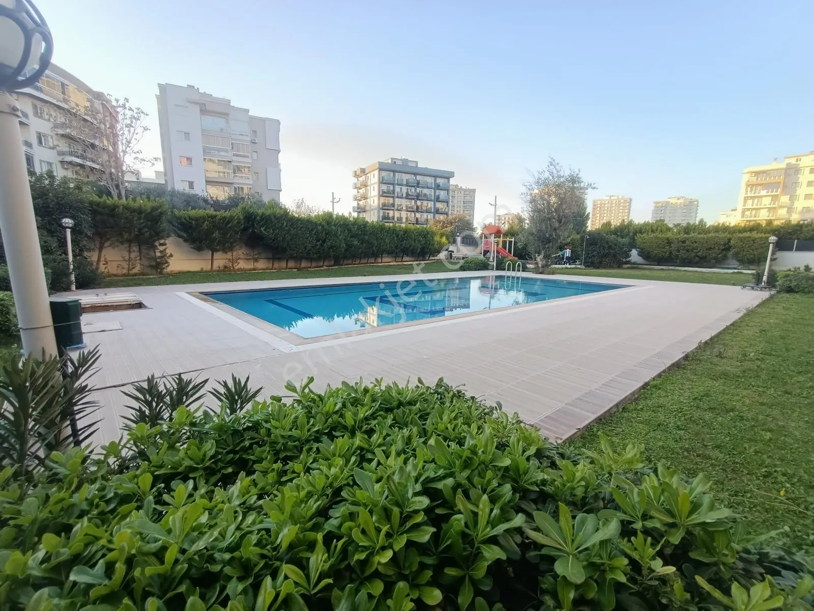 Muga'dan Gencerler Havuzlu Sitede,ebeveyn Banyolu Satılık 3+1 — fotoğraf 52