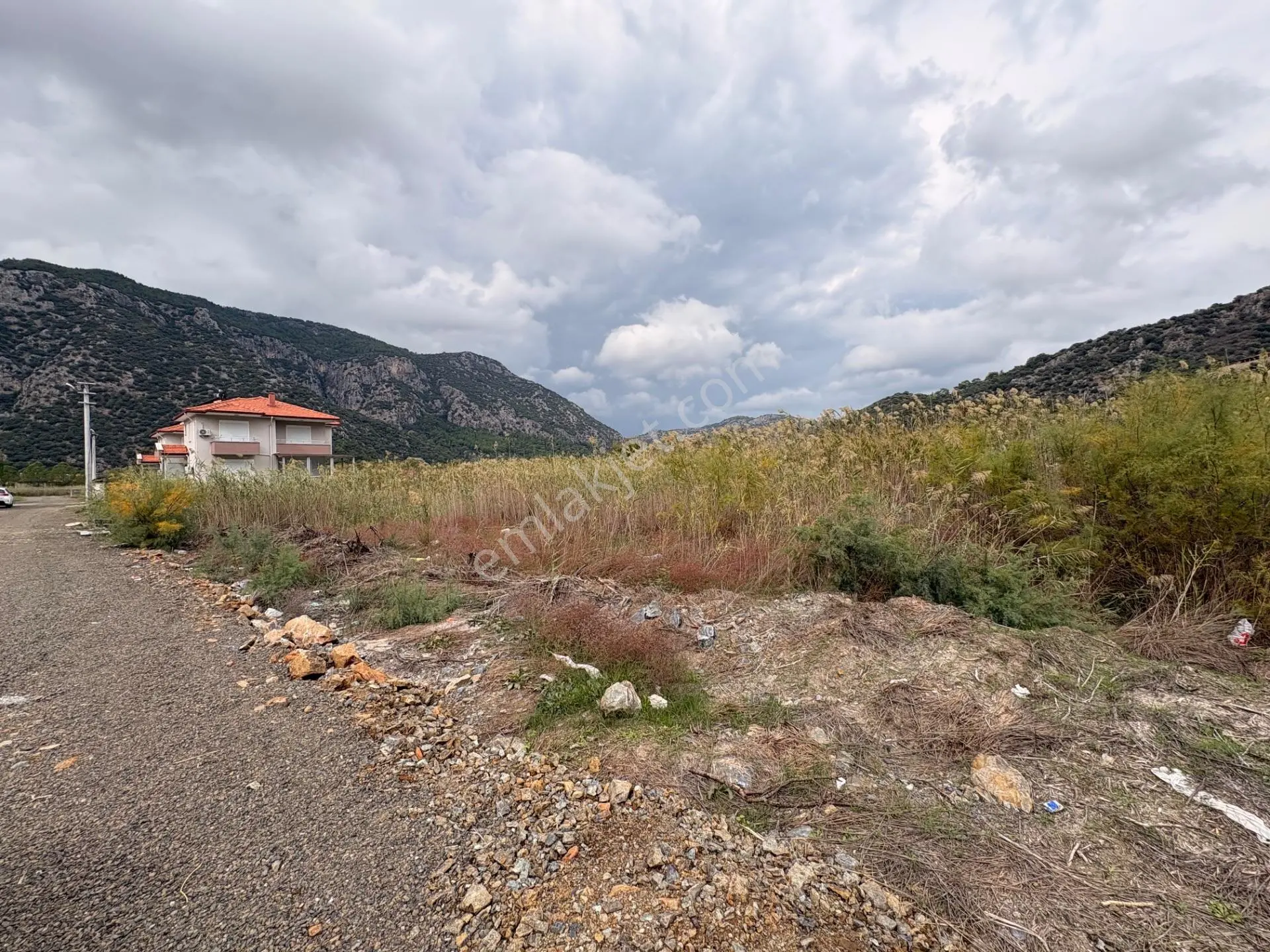 Ortaca Mergenli De 2.125 M2 Satılık Arsa, Villa İmarlı, Villa Bölgesinde — fotoğraf 4