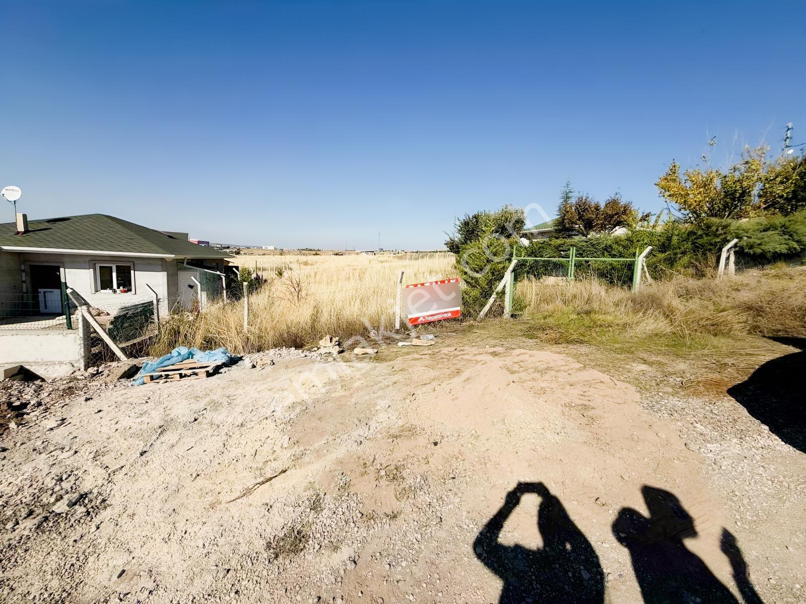 Örencik Mahallesinde Göl Manzaralı, 690 M² Villa İmarlı Arsa | — fotoğraf 13