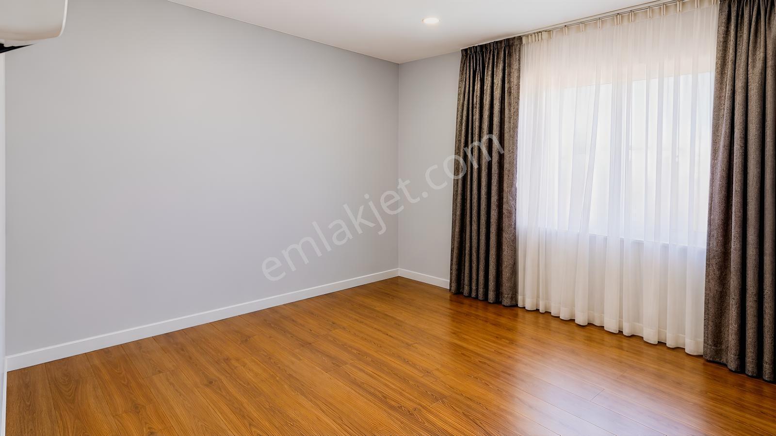 Çatalca İzzettinde 338 M² Bahçeli 110 M² 3+1 Müstakil Ev — fotoğraf 11