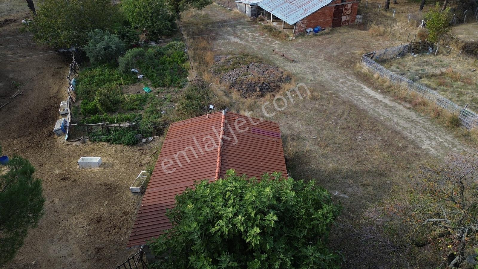 Bergama Kozak Karaveliler Mah'de 250m2 Satılık Konut İmarlı Arsa — fotoğraf 4