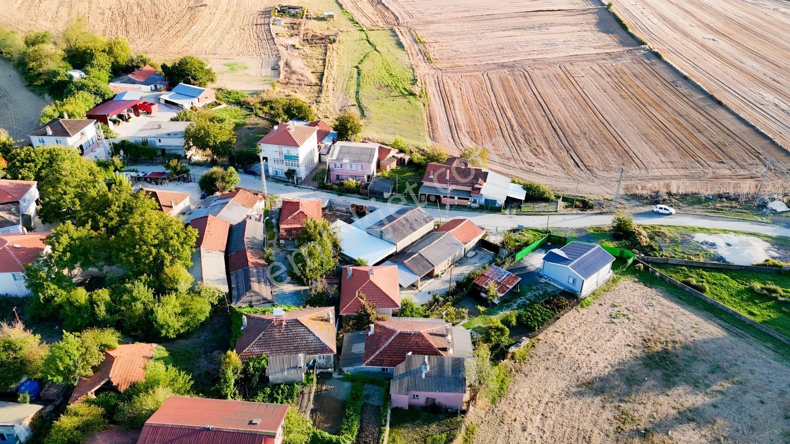 Çatalca Örcünlü Köyiçinde 1.153 M² Arsa, Ev Ve Ek Yapılar — fotoğraf 6