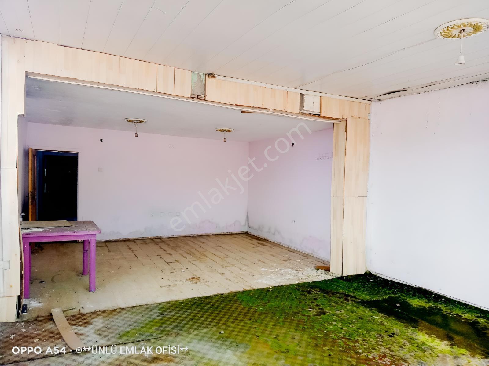 Ünlü Emlaktan Şehir Merkezinde Acil Satılık 2+1 Hemdaire Hemofis — fotoğraf 18