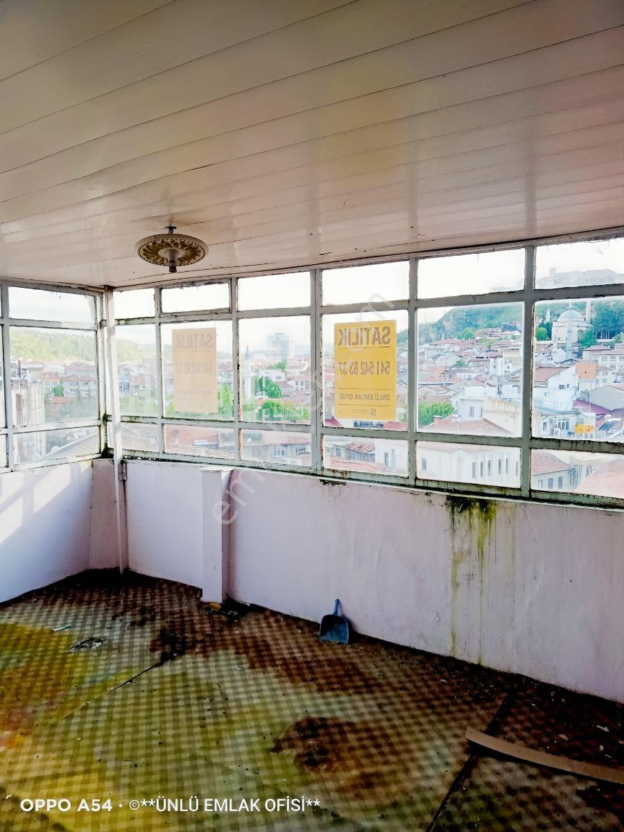 Ünlü Emlaktan Şehir Merkezinde Acil Satılık 2+1 Hemdaire Hemofis — fotoğraf 27