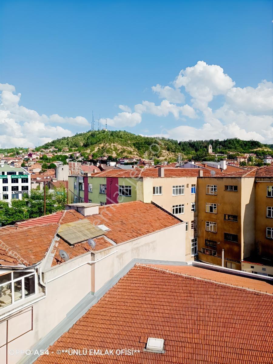 Ünlü Emlaktan Şehir Merkezinde Acil Satılık 2+1 Hemdaire Hemofis — fotoğraf 30
