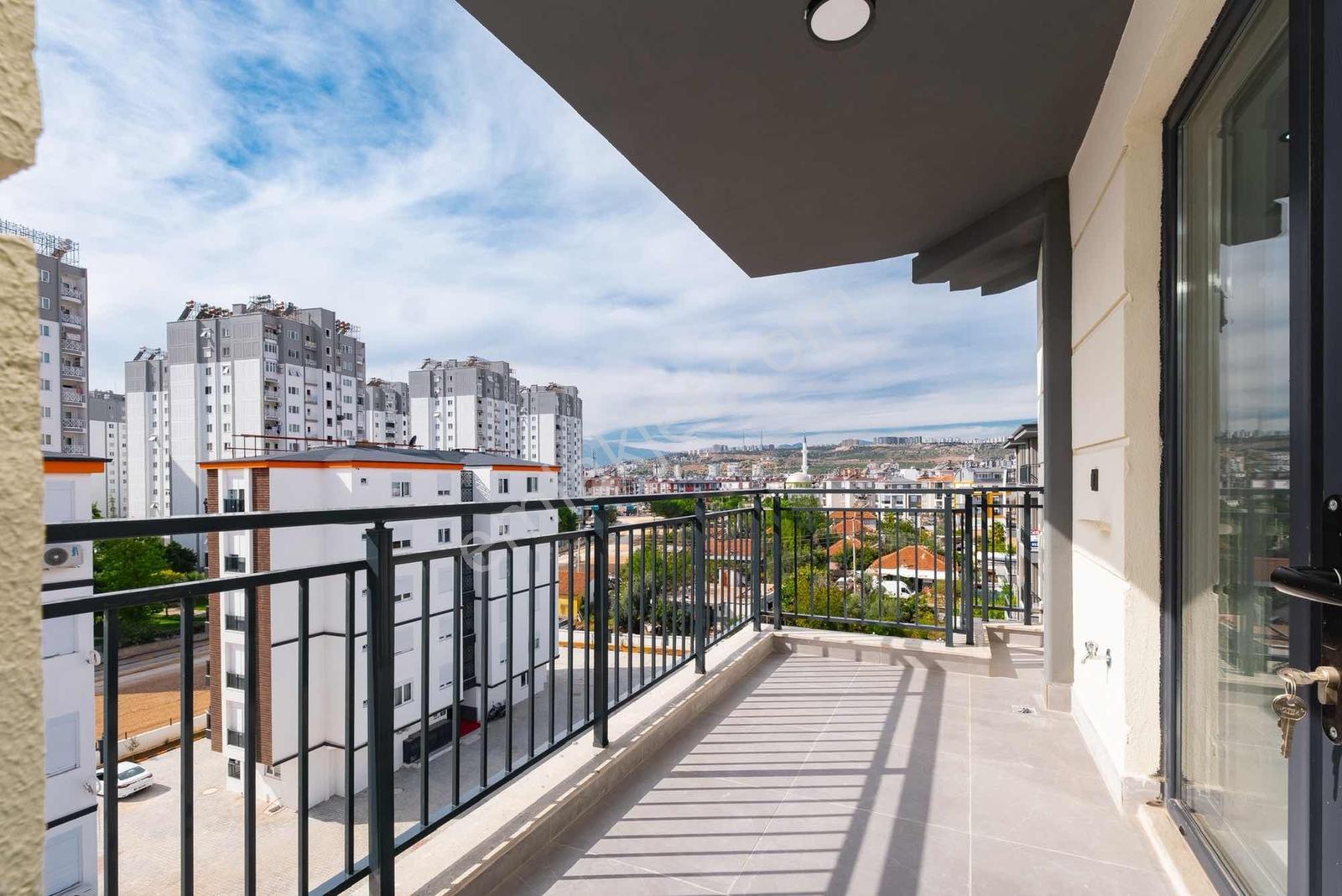 Gazi Mah. Tramvay, Lc Waikiki Ve Defacto Yanı Asansörlü Site İçi — fotoğraf 21