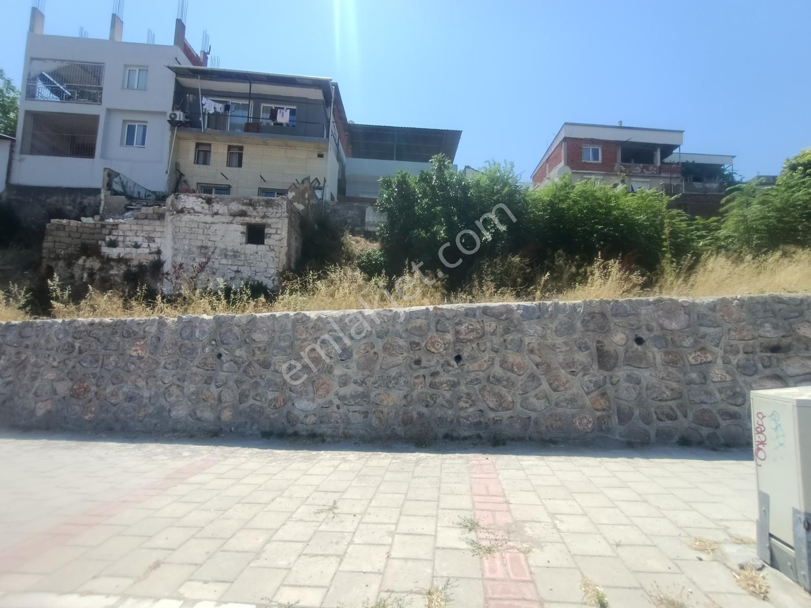 Muga'dan Gürçeşme Caddesinde Konut Ve Ticari İmarlı 98 M2 Arsa — fotoğraf 2