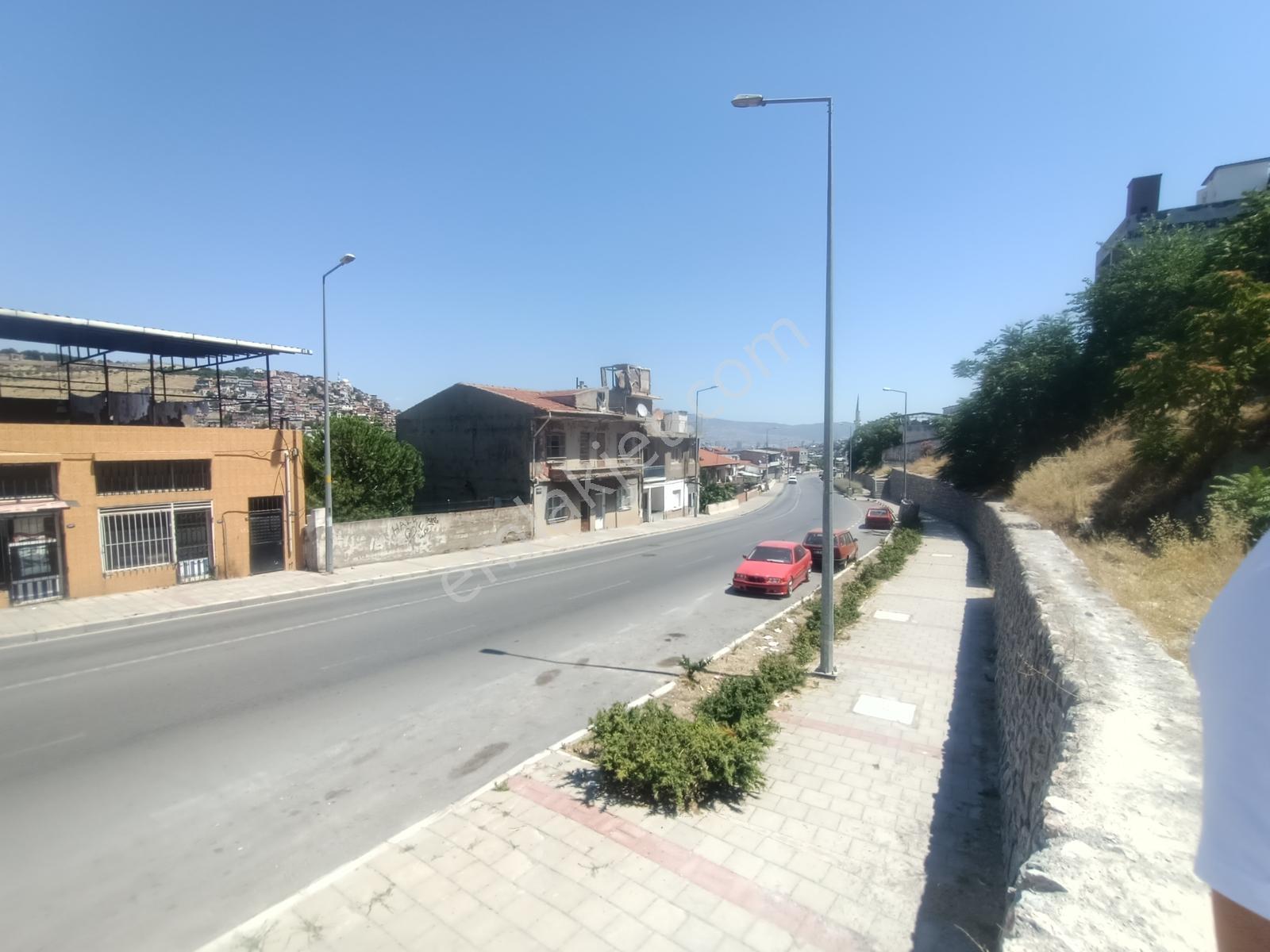 Muga'dan Gürçeşme Caddesinde Konut Ve Ticari İmarlı 98 M2 Arsa — fotoğraf 9