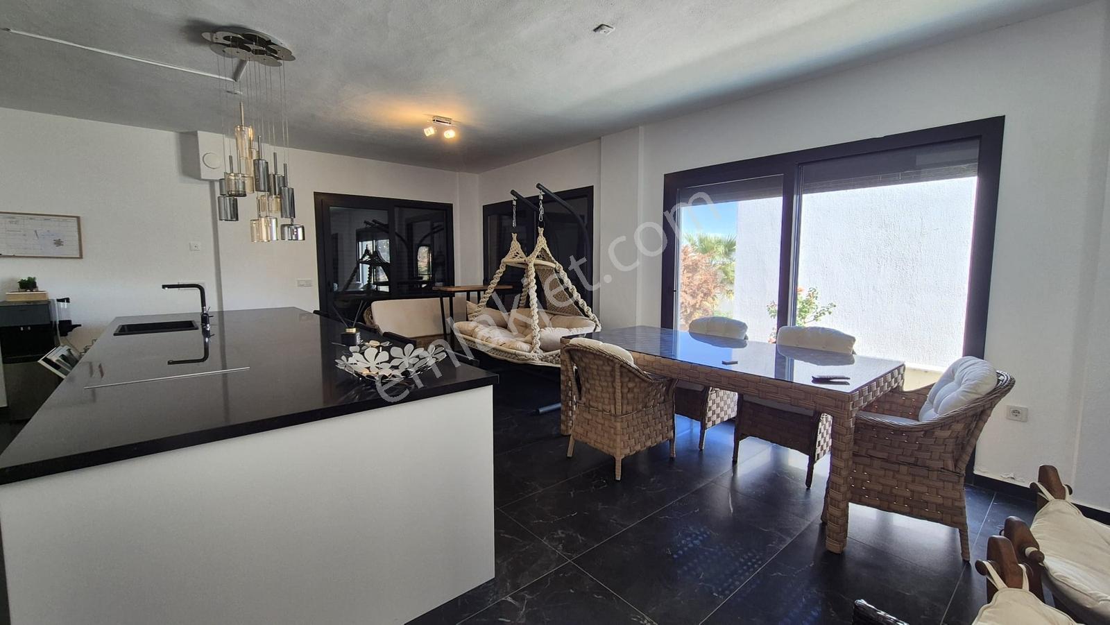 Bodrum Deniz Manzaralı Plajlı Sitede Müstakil Bahçeli Villa — fotoğraf 18