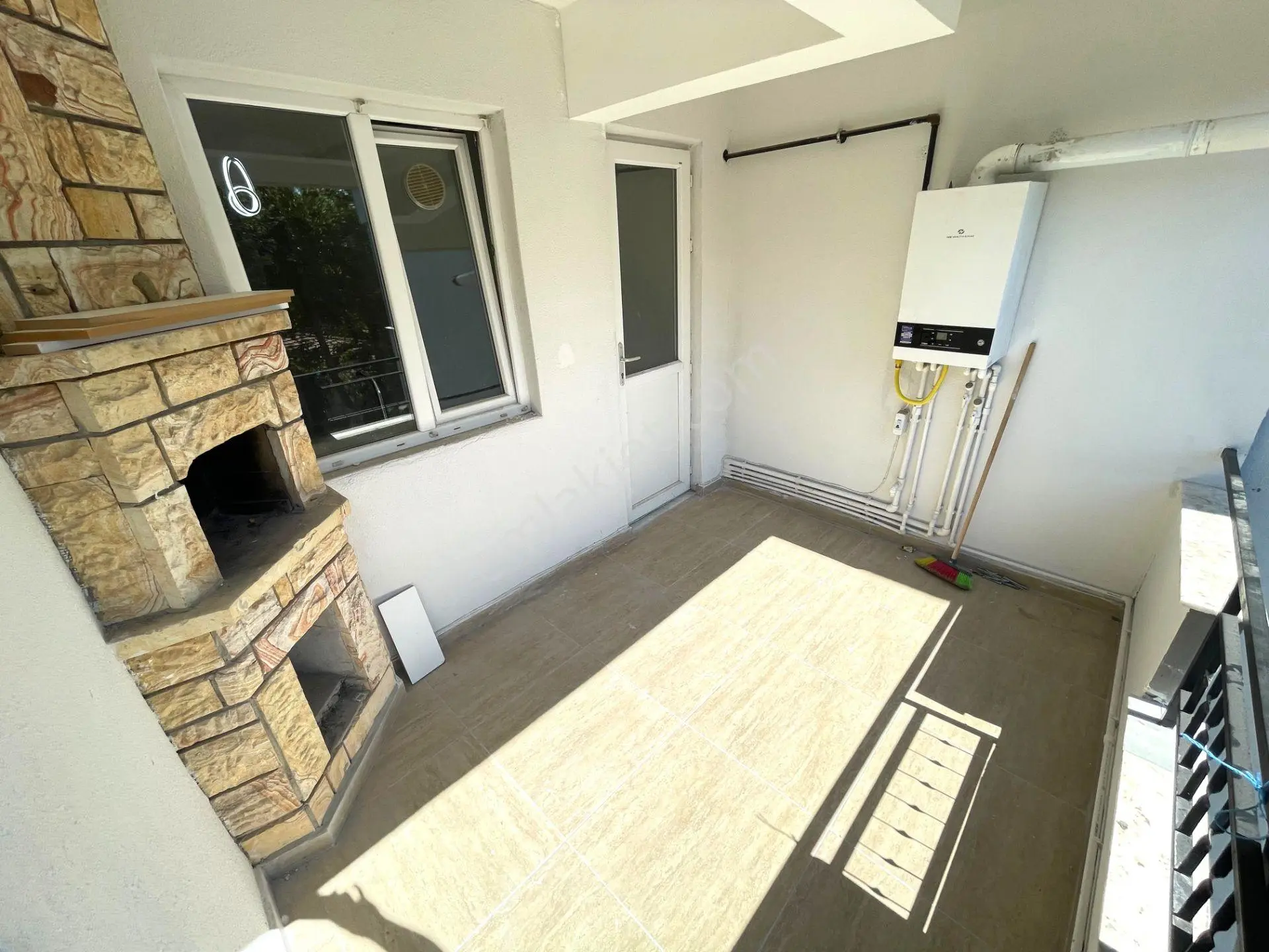 𝄞melodi'den Doktorlar Sitesi Civarında 3+1 Ön Cephe Arakat Ayrı Mutfaklı Barbekülü Daire — fotoğraf 3