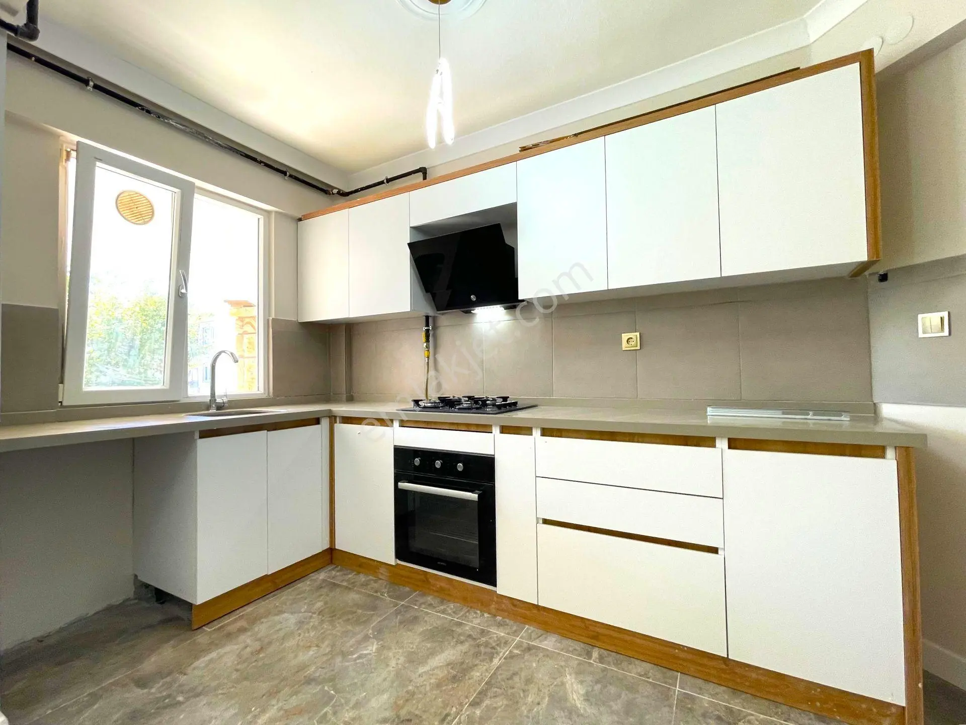 𝄞melodi'den Doktorlar Sitesi Civarında 3+1 Ön Cephe Arakat Ayrı Mutfaklı Barbekülü Daire — fotoğraf 16