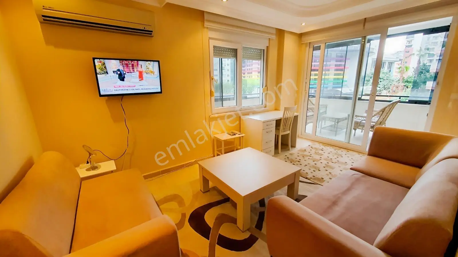 Alanya Mahmutlar'da Denize 350 M Eşyalı Geniş 1+1 Daire — fotoğraf 2