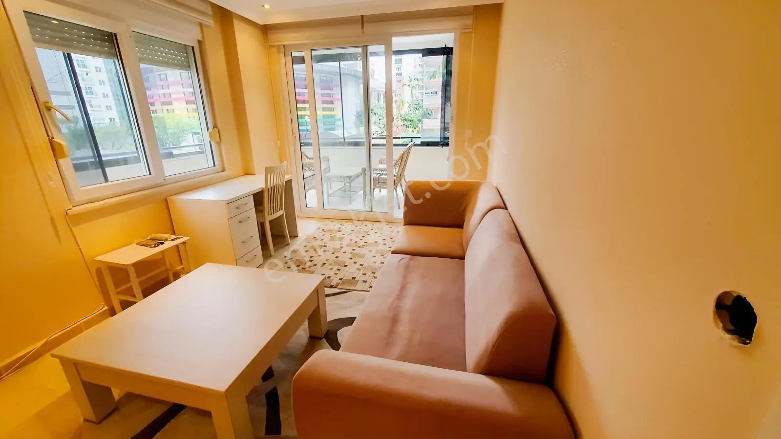 Alanya Mahmutlar'da Denize 350 M Eşyalı Geniş 1+1 Daire — fotoğraf 3