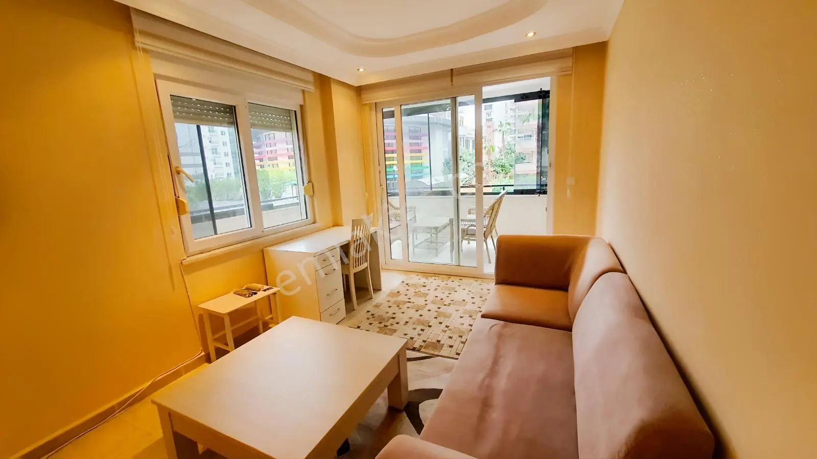 Alanya Mahmutlar'da Denize 350 M Eşyalı Geniş 1+1 Daire — fotoğraf 5