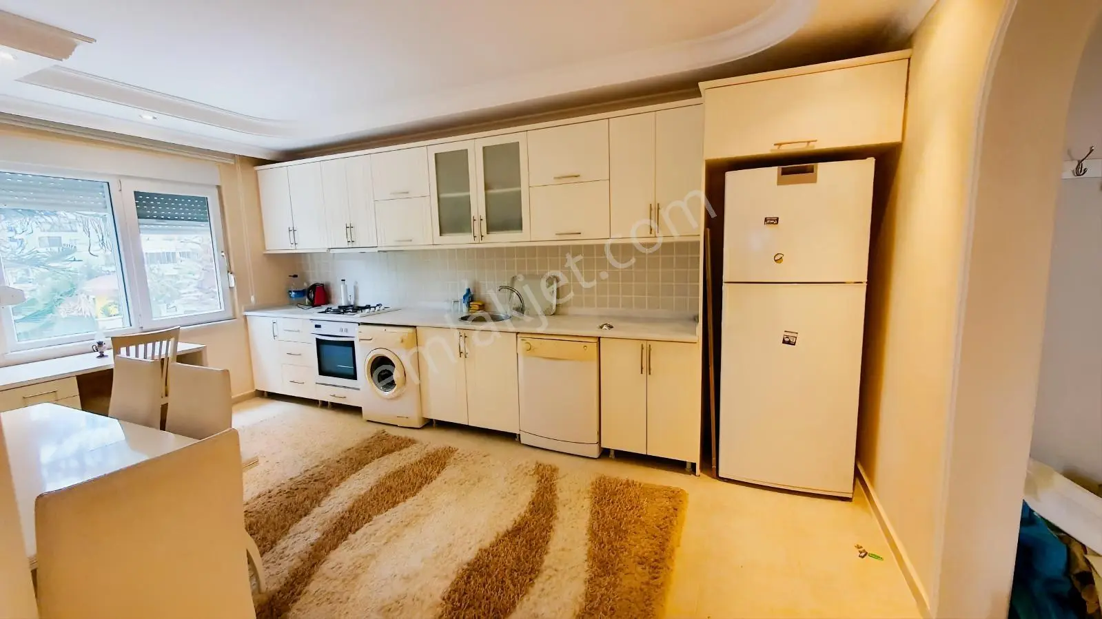 Alanya Mahmutlar'da Denize 350 M Eşyalı Geniş 1+1 Daire — fotoğraf 10