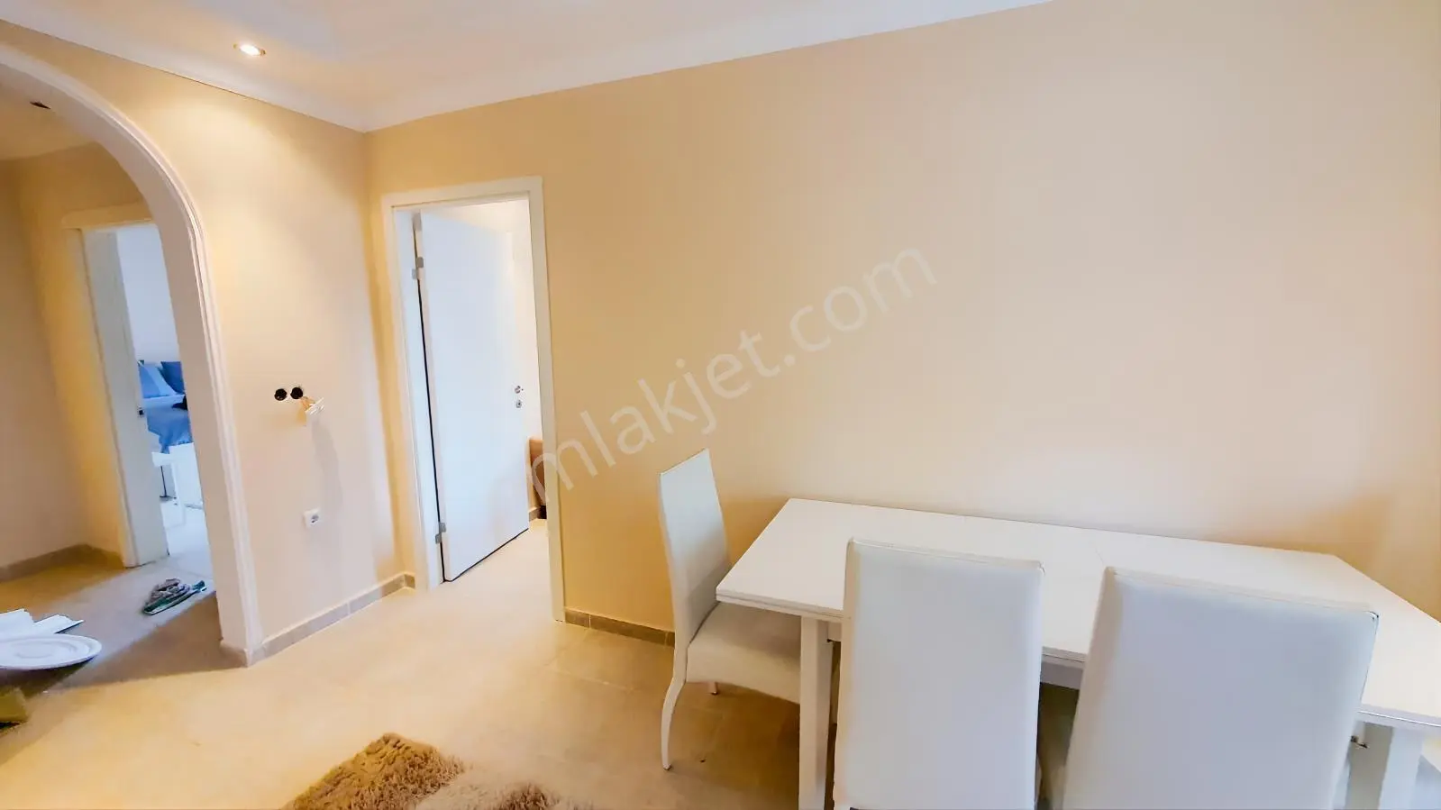 Alanya Mahmutlar'da Denize 350 M Eşyalı Geniş 1+1 Daire — fotoğraf 12