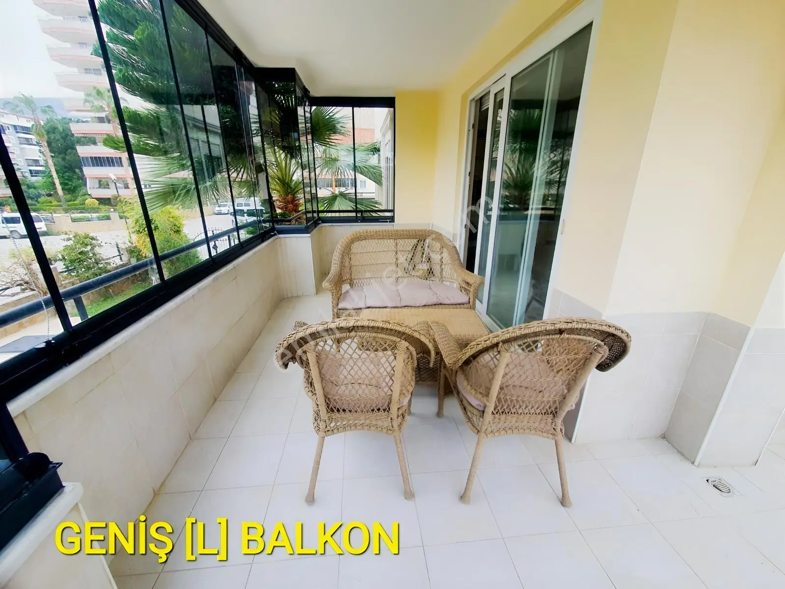 Alanya Mahmutlar'da Denize 350 M Eşyalı Geniş 1+1 Daire — fotoğraf 23