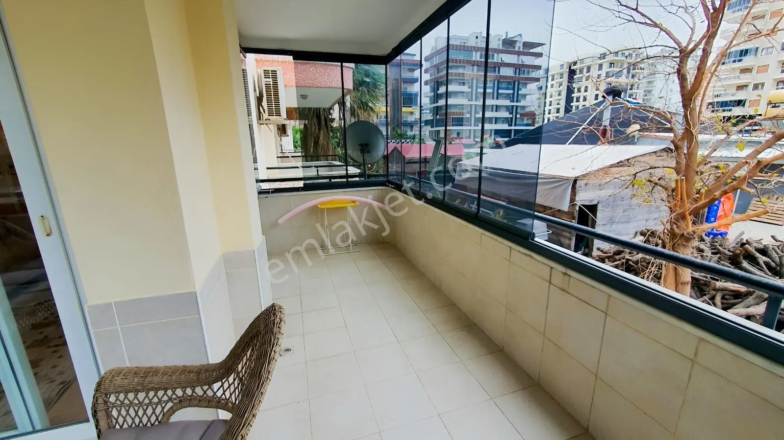 Alanya Mahmutlar'da Denize 350 M Eşyalı Geniş 1+1 Daire — fotoğraf 24