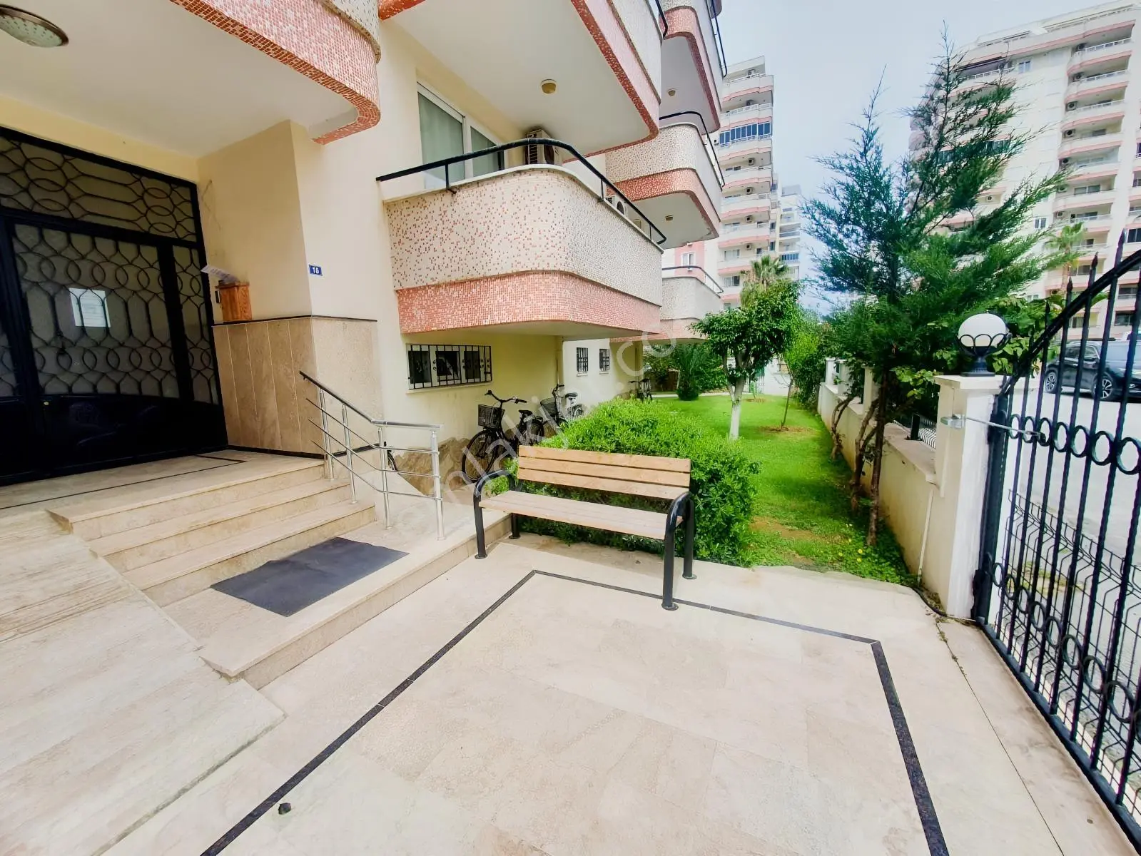 Alanya Mahmutlar'da Denize 350 M Eşyalı Geniş 1+1 Daire — fotoğraf 33