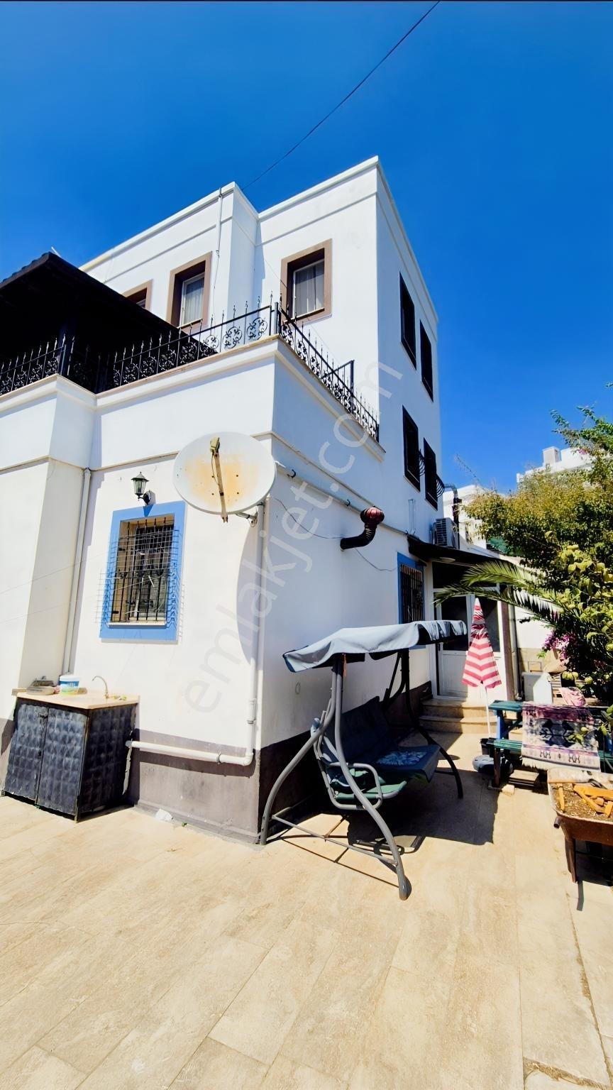 Bodrum Merkezi Lokasyon Müstakil Bahçeli, Müstakil Girişli 2+1 — fotoğraf 24