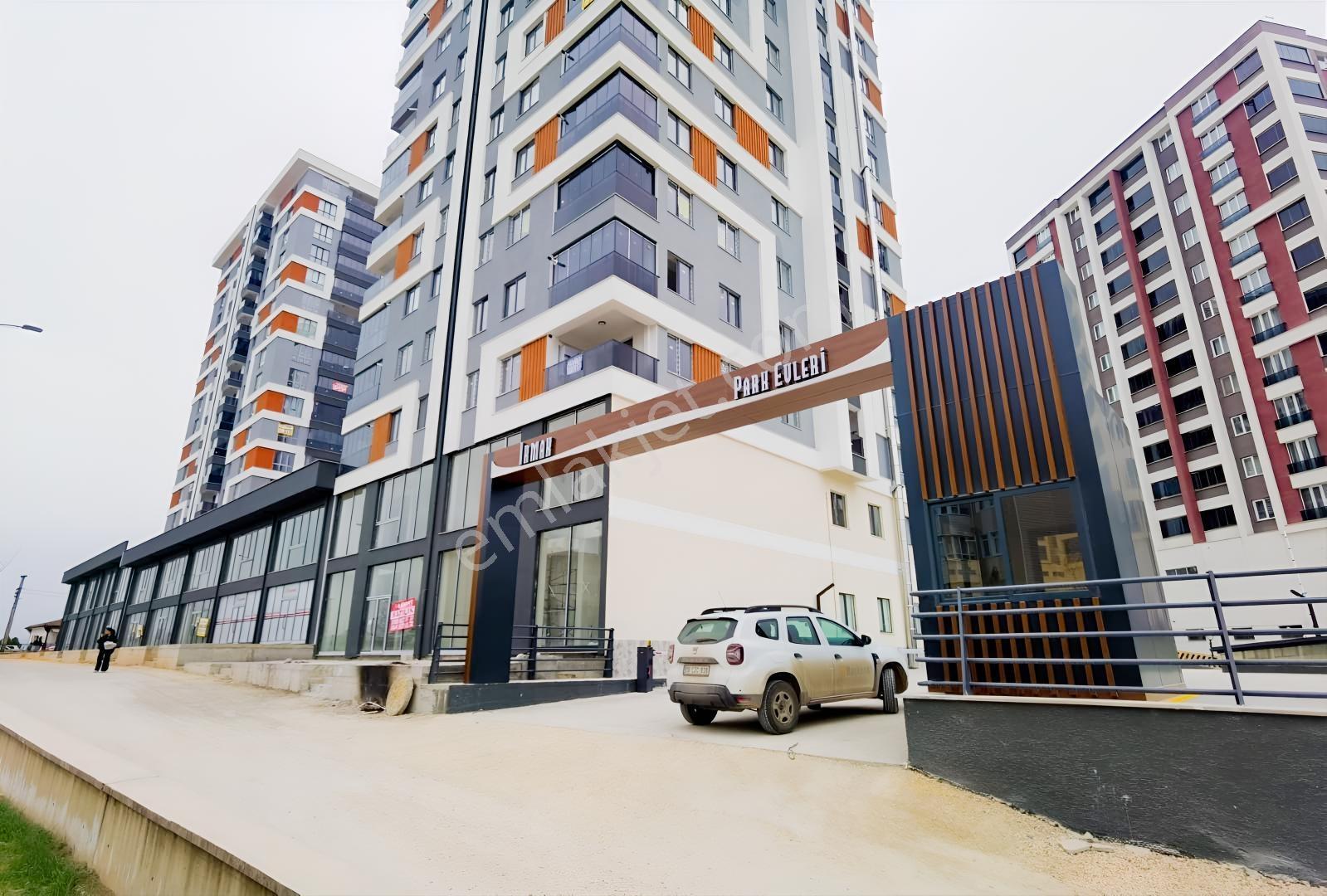 Kuzeykent Irmak Sitesinde Kapalı Garajlı Eşyalı Satılık 2+1daire — fotoğraf 31