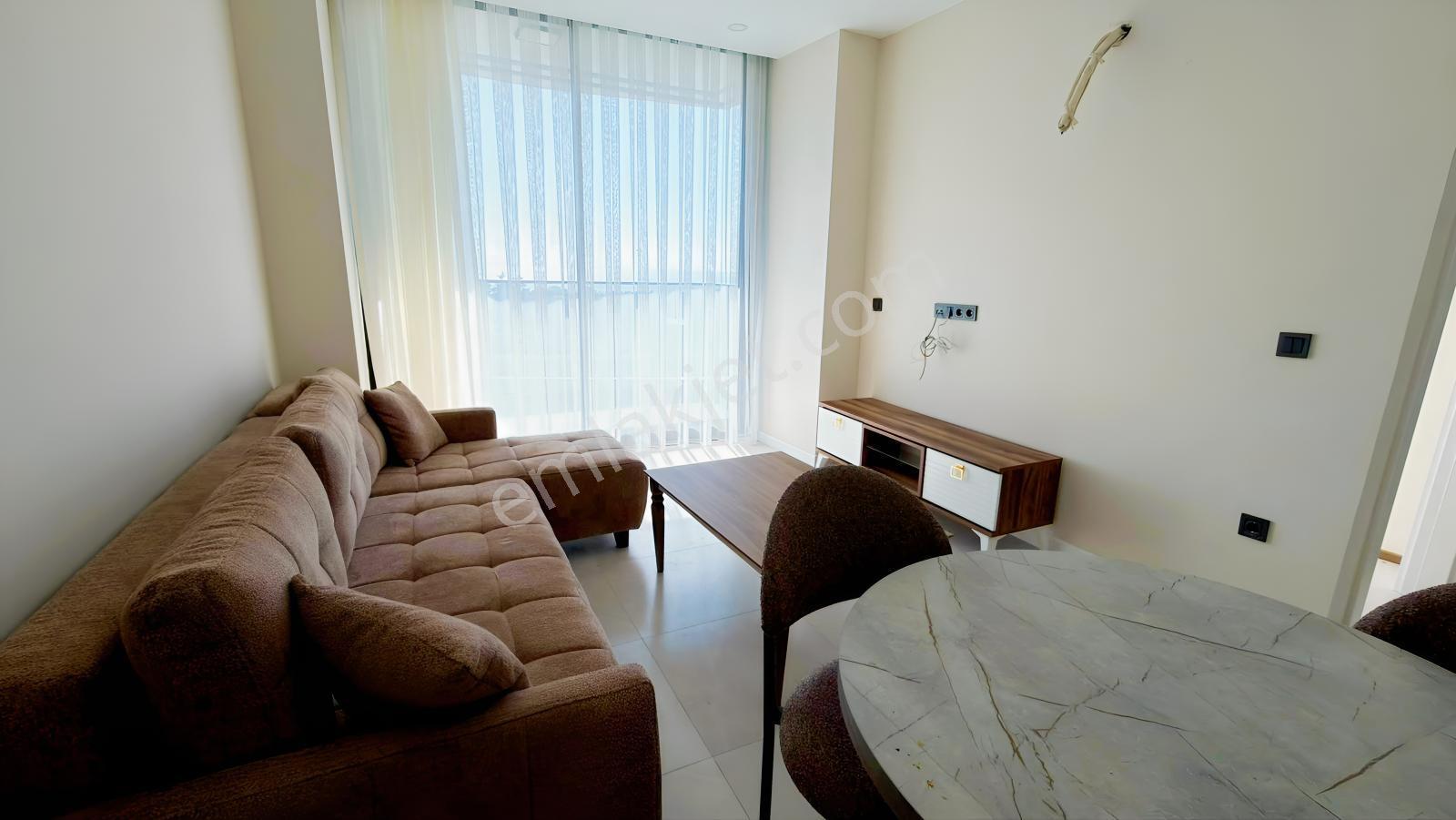 Alanya Avsallar'da Yeni Binada Aktiviteli Sitede Mobilyalı 1+1 — fotoğraf 4