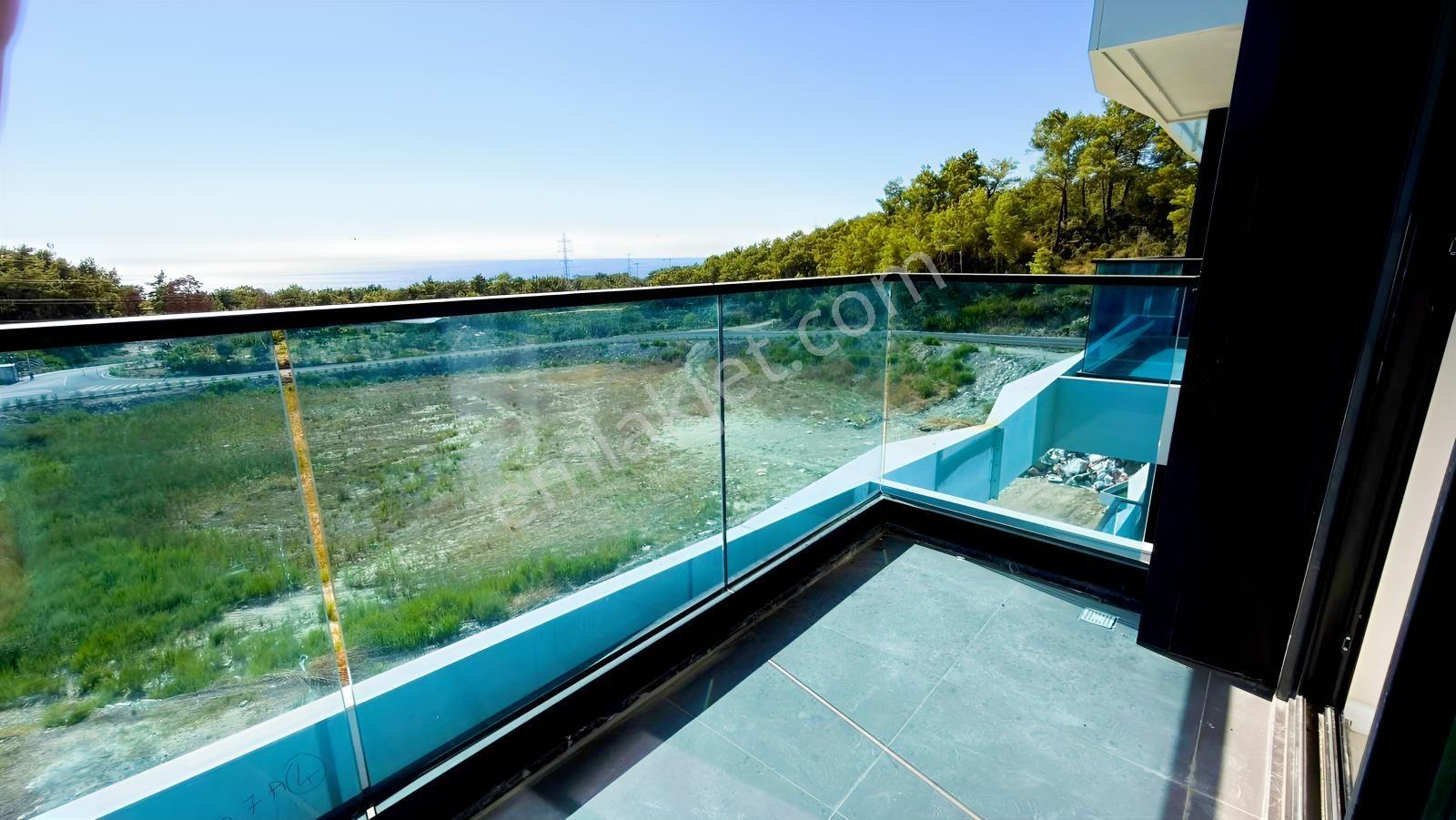 Alanya Avsallar'da Yeni Binada Aktiviteli Sitede Mobilyalı 1+1 — fotoğraf 11