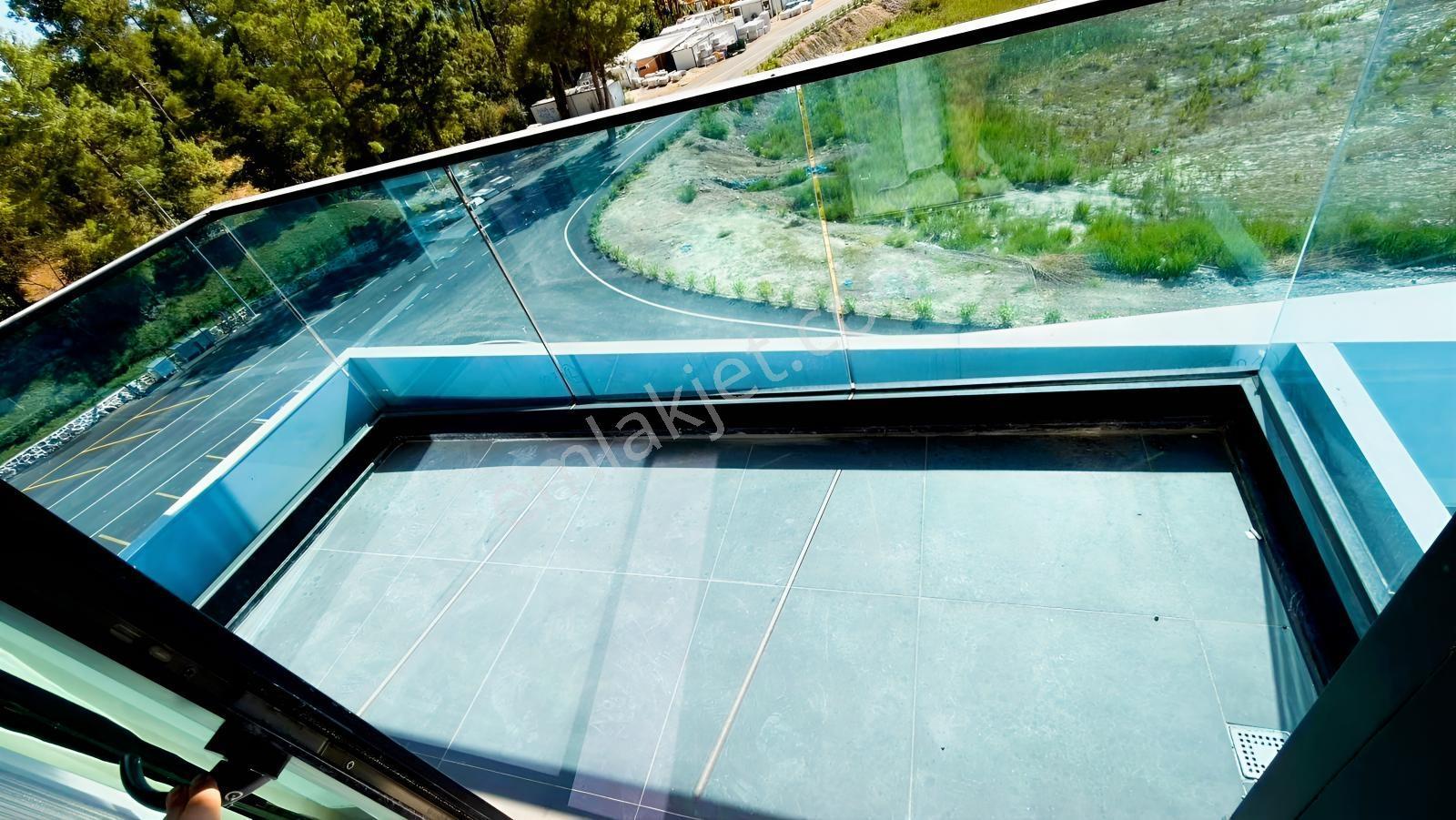 Alanya Avsallar'da Yeni Binada Aktiviteli Sitede Mobilyalı 1+1 — fotoğraf 12