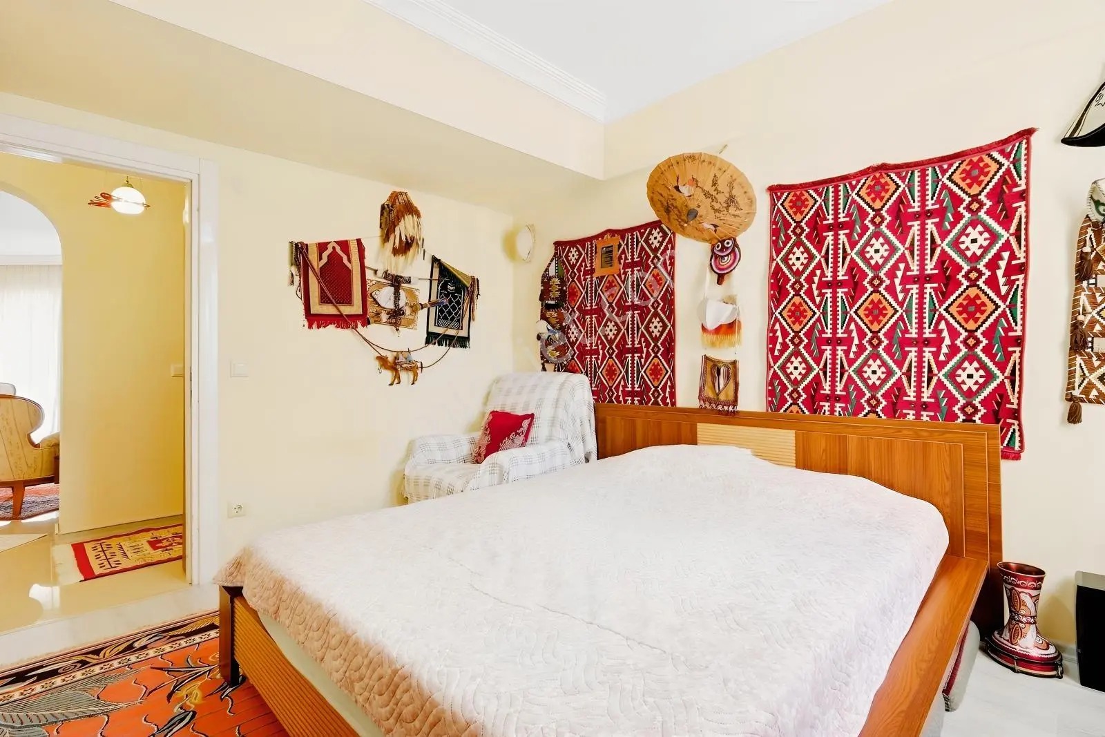 Alanya Merkez Cumhuriyet'te Denize 250 M 190 M² Eşyalı 3+1 — fotoğraf 12