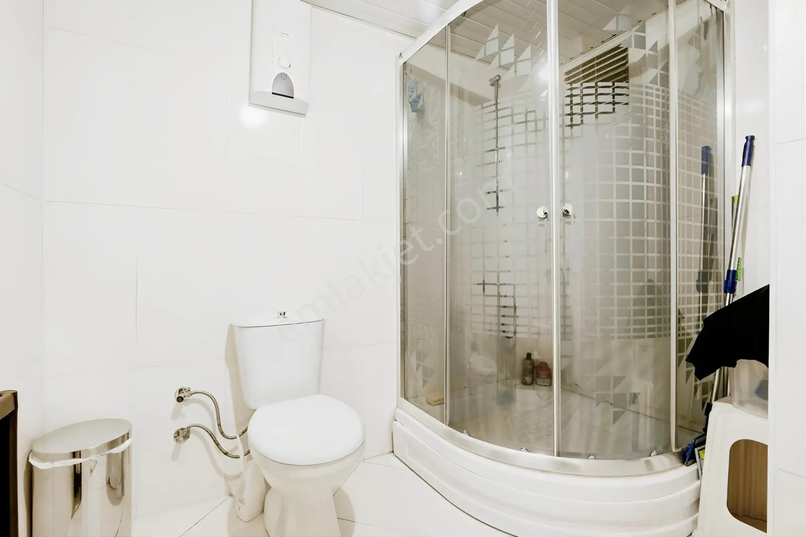 Alanya Merkez Cumhuriyet'te Denize 250 M 190 M² Eşyalı 3+1 — fotoğraf 17