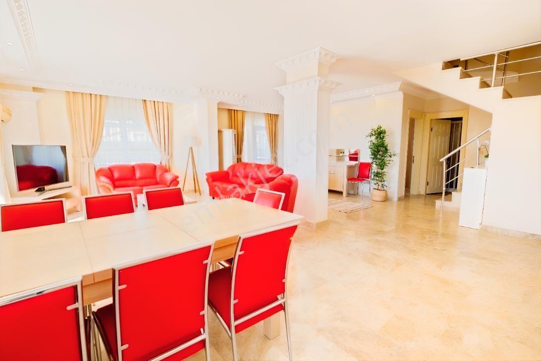 Alanya Cikcilli'de Deniz Manzaralı 220 M² Eşyalı 4+1 Dubleks — fotoğraf 4