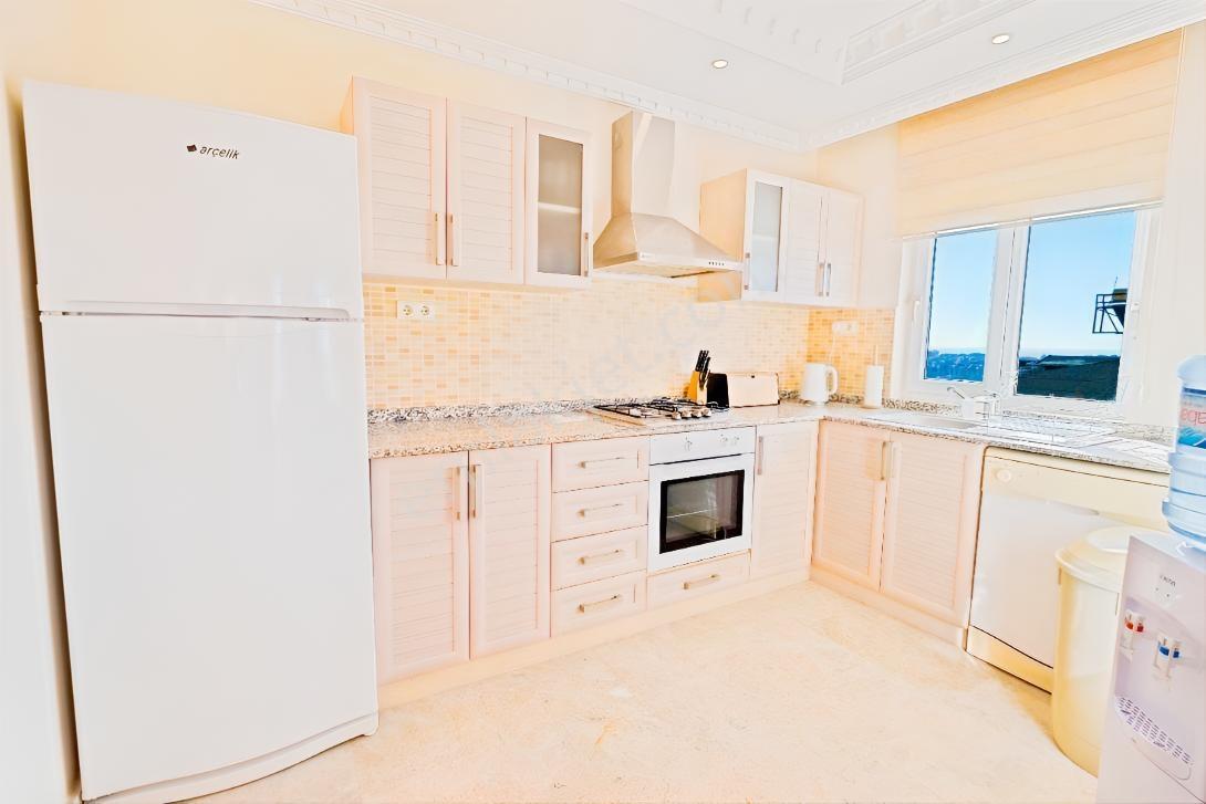 Alanya Cikcilli'de Deniz Manzaralı 220 M² Eşyalı 4+1 Dubleks — fotoğraf 6