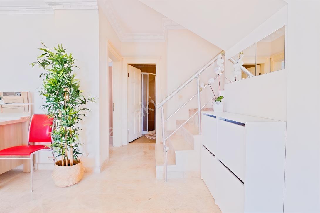 Alanya Cikcilli'de Deniz Manzaralı 220 M² Eşyalı 4+1 Dubleks — fotoğraf 7