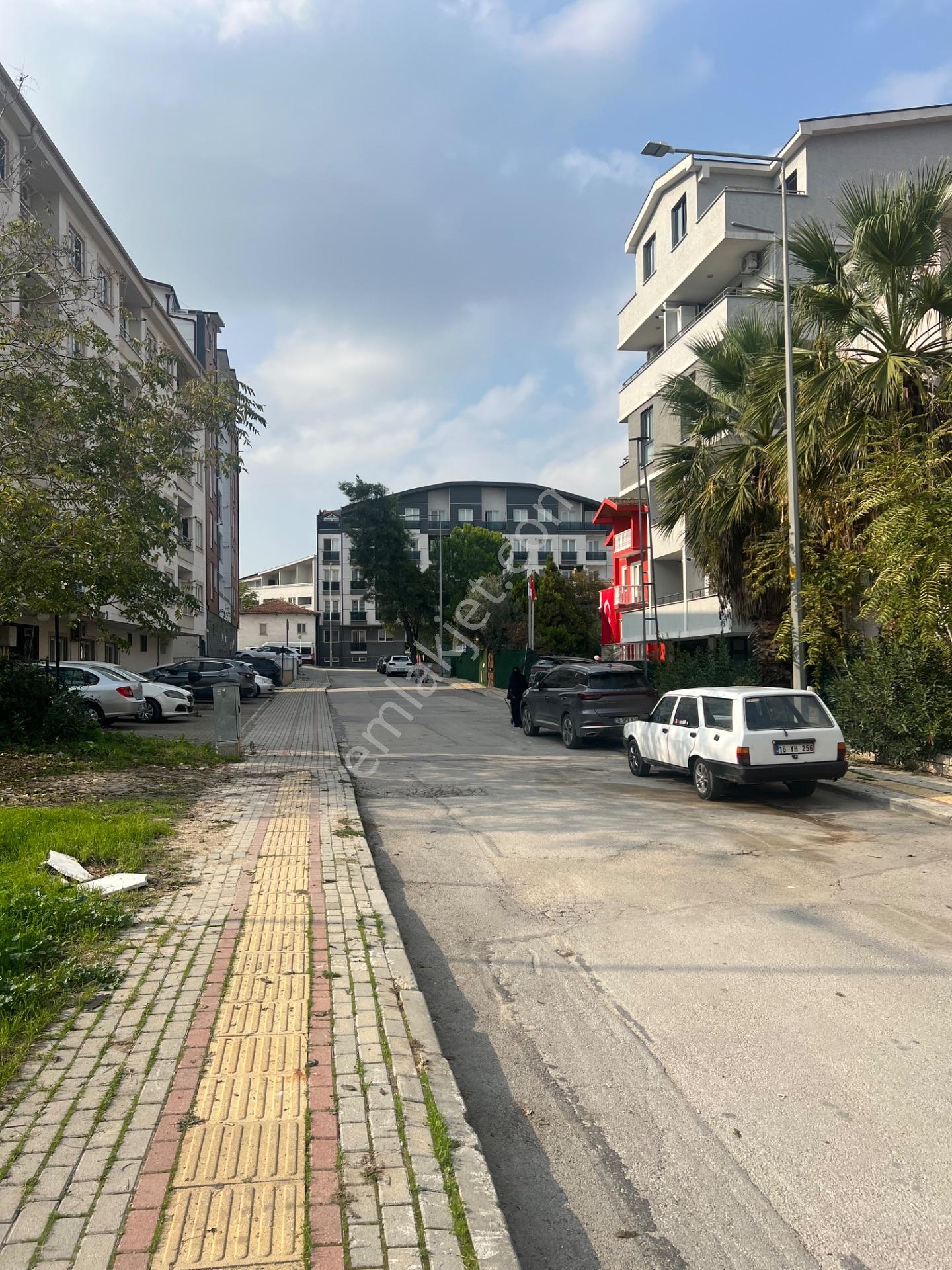 Görüklede Merkeze Yakın Kullanışlı Daire — fotoğraf 2