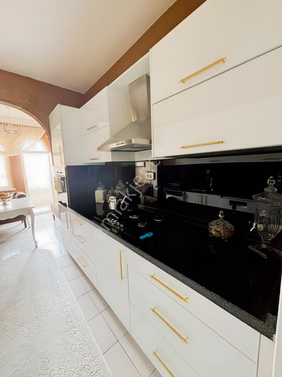 Esenyurt Nuri Has Mh 3+1 Komple Yapılı Masrafsız Satılık Daire — fotoğraf 9