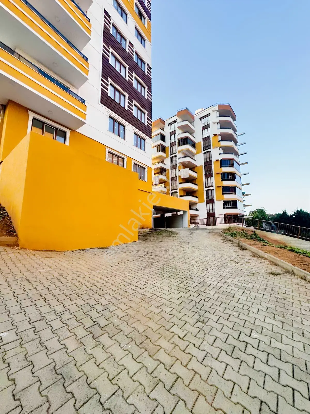 Yalıncak Mh Satılık Giriş Kat 3+1 — fotoğraf 3