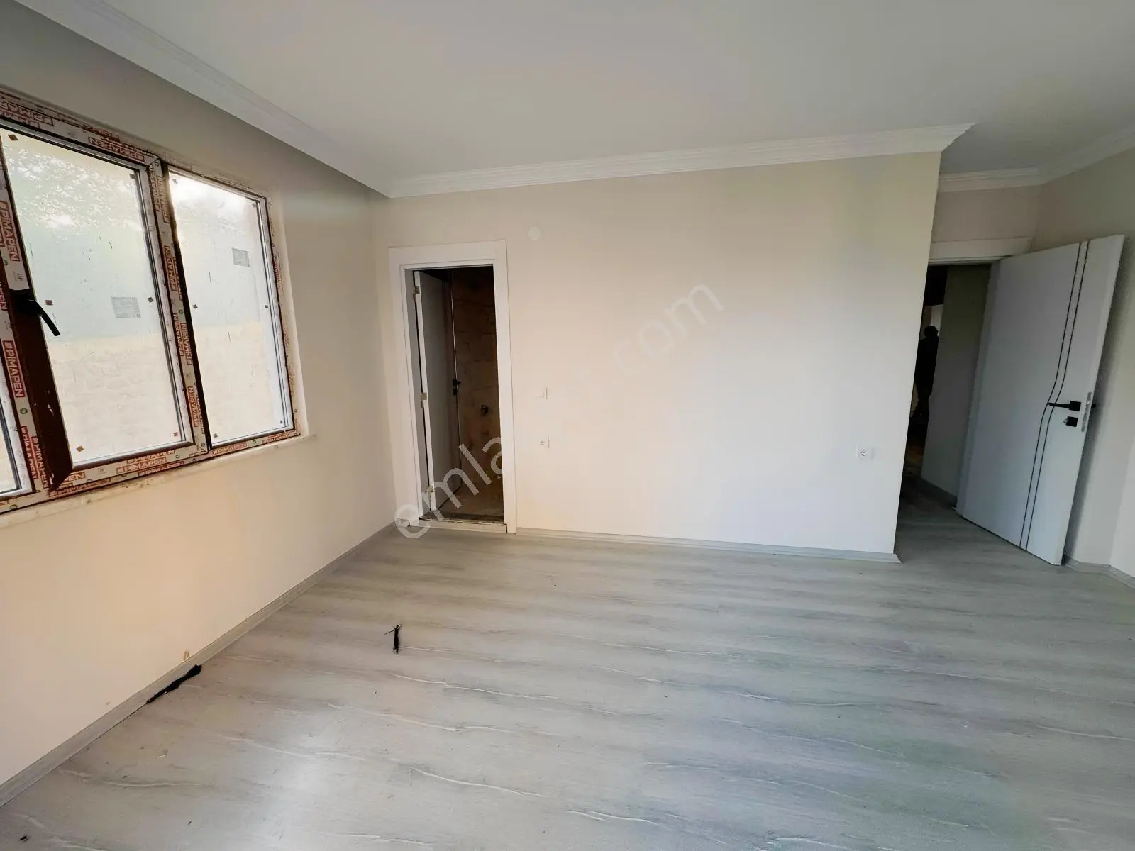 Yalıncak Mh Satılık Giriş Kat 3+1 — fotoğraf 8