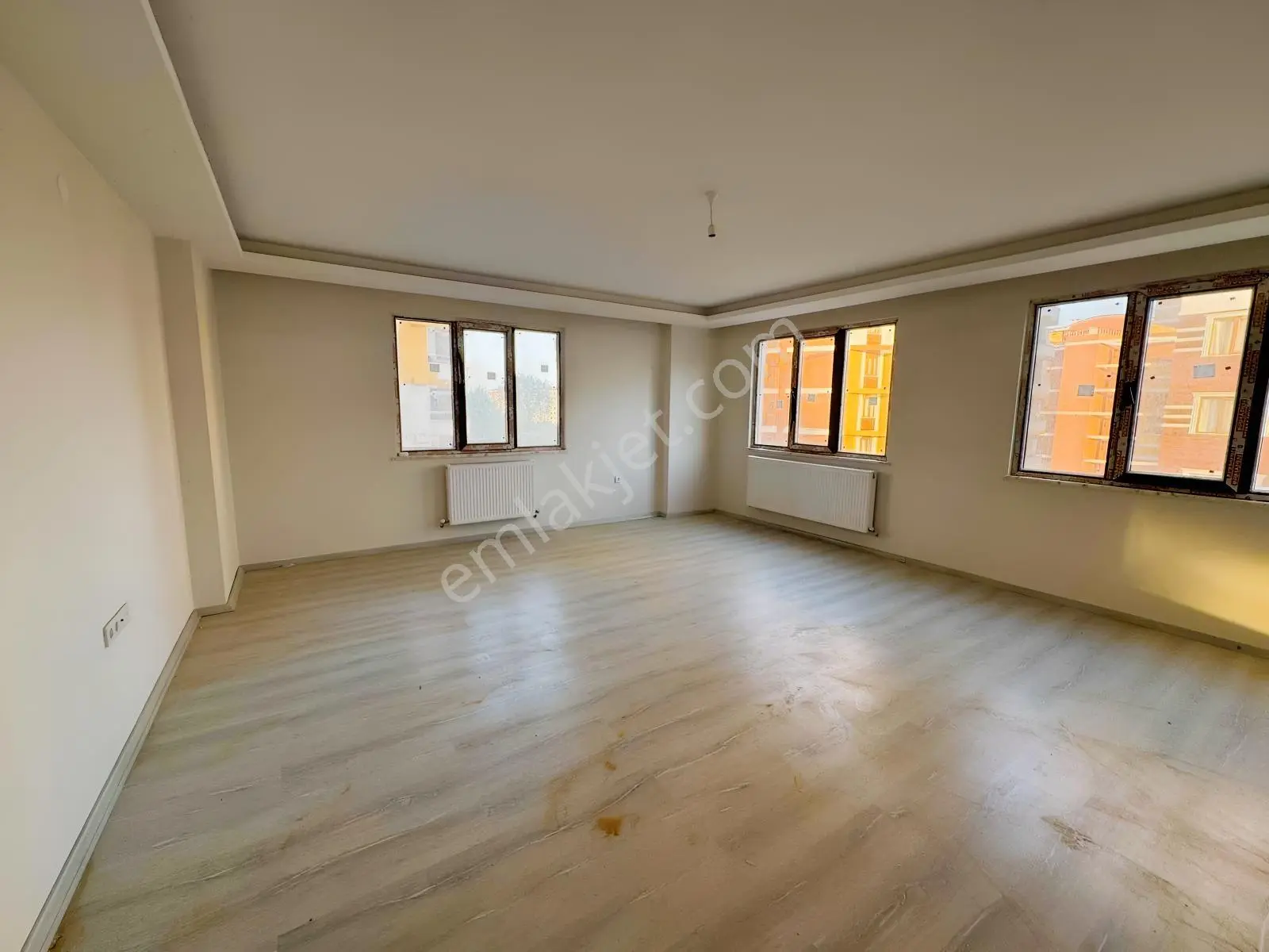 Yalıncak Mh Satılık Giriş Kat 3+1 — fotoğraf 21