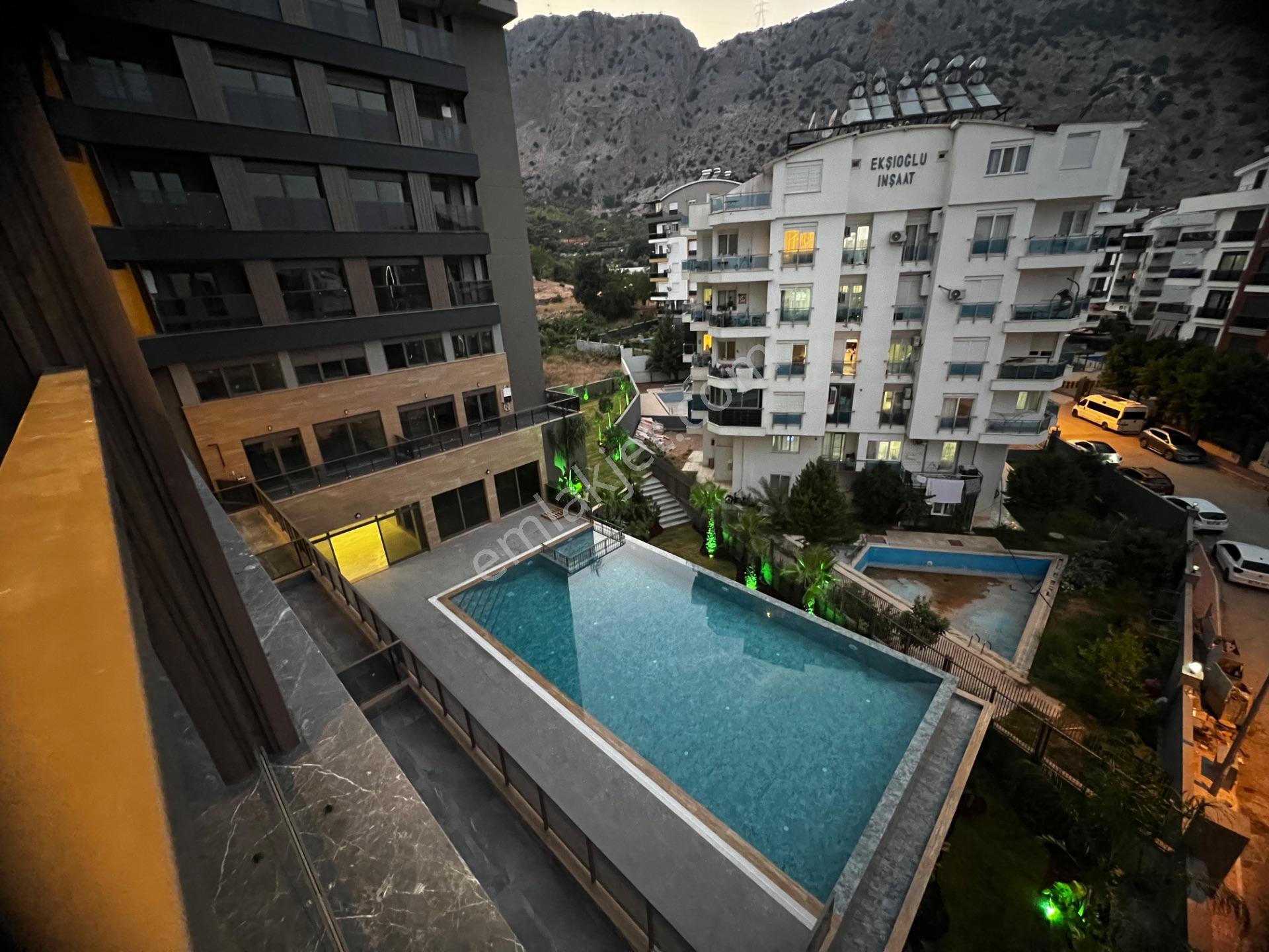 Antalya Konyaaltının En Gözde Projelerınden Sıfır Daıreyerden Isıtma Bırıncı Sınıf Işçılık 2 + 1 — fotoğraf 25